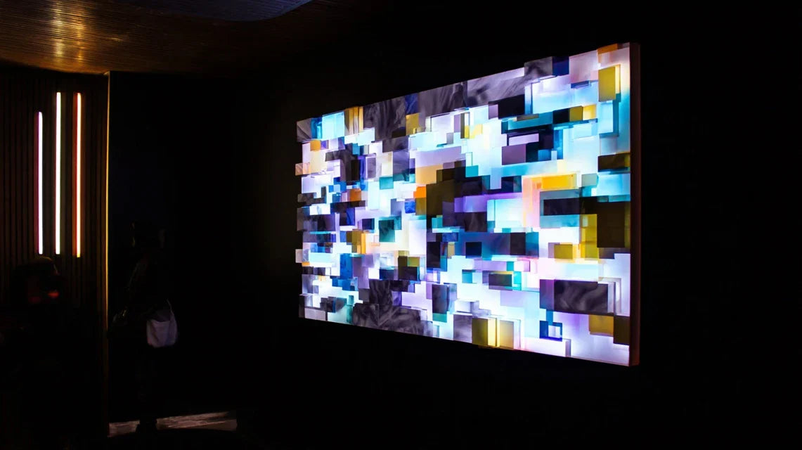 Tableau lumineux intégré : gadget ou chef d’œuvre ?