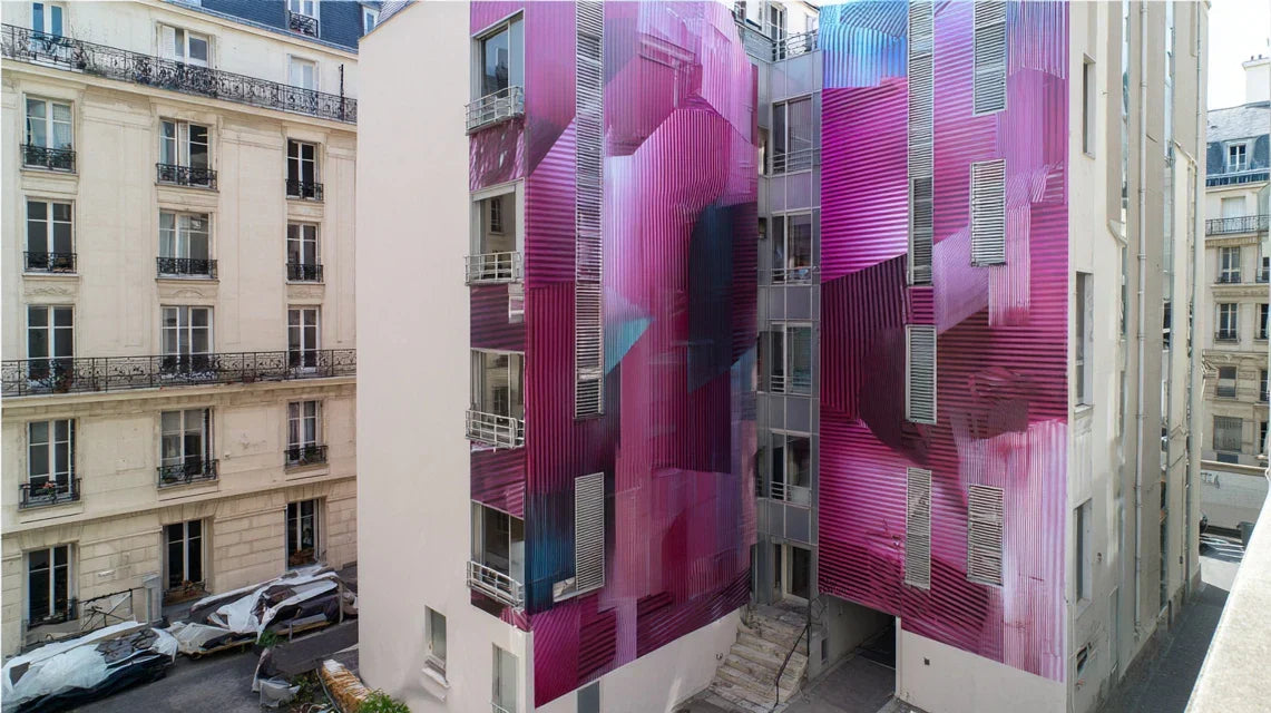 Œuvres pour façades et extérieurs : décorez les espaces urbains avec style