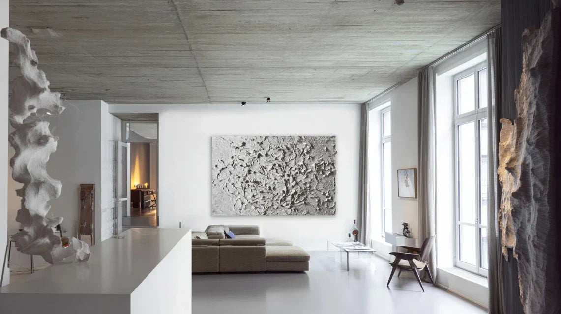 Quel tableau pour un espace à vivre très épuré (béton ciré, murs blancs)?