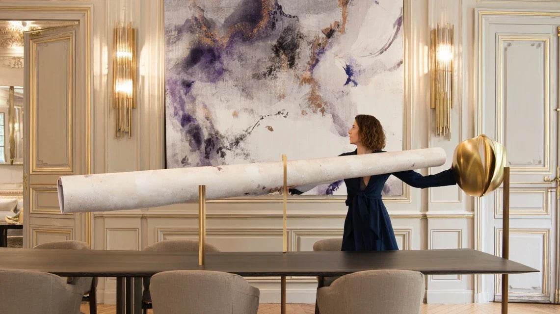 Tableau ou papier peint : qui remporte la bataille déco ?