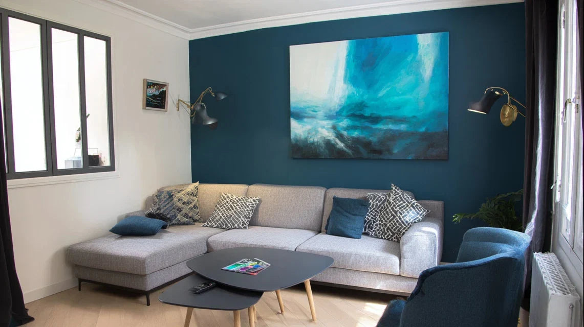 Adapter un tableau à une couleur murale déjà présente