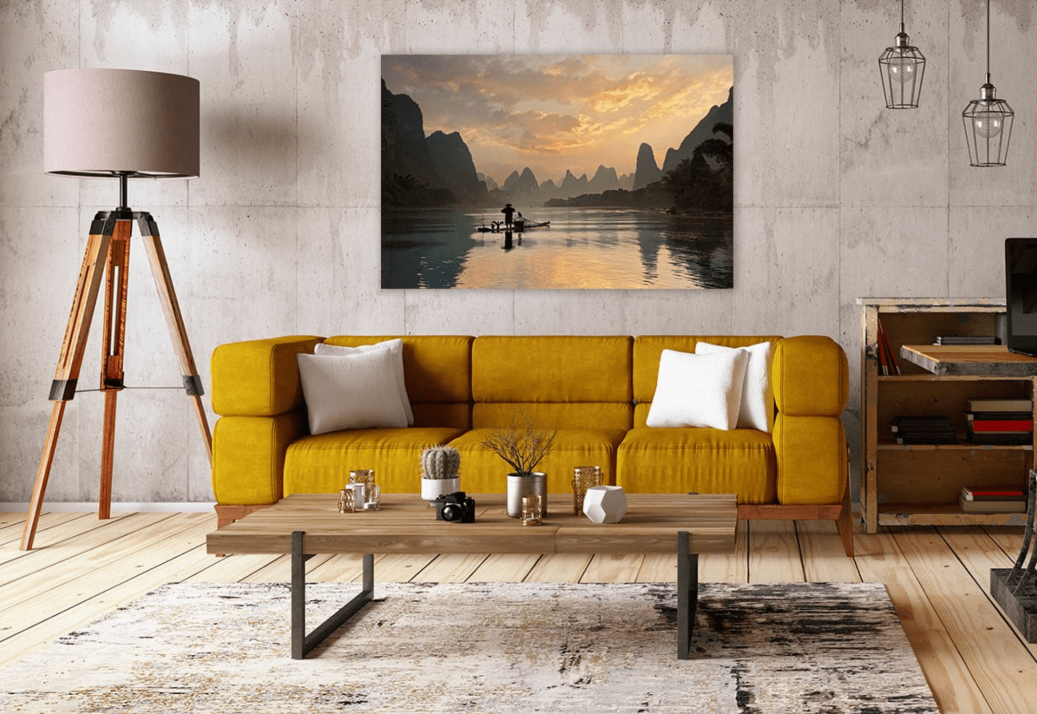 Salon moderne avec canapé jaune, table basse en bois, lampadaire et tableau montagnard au coucher du soleil