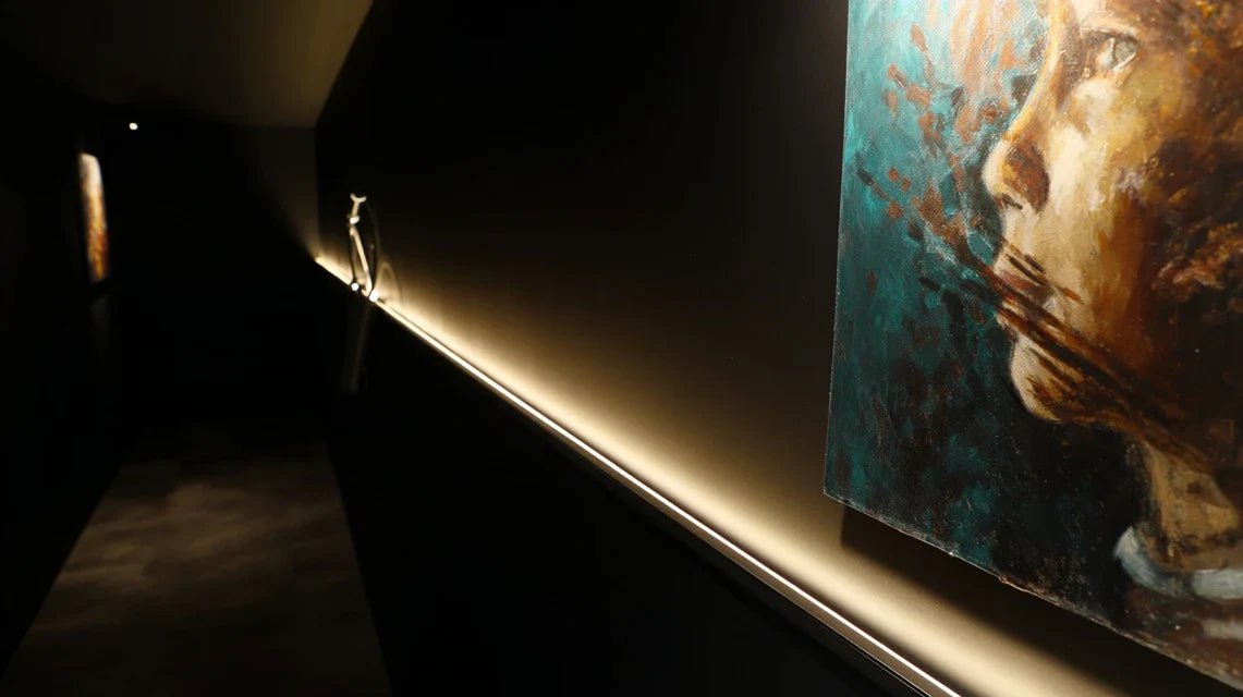 Comment contrôler l’exposition lumineuse pour protéger un tableau mural ?