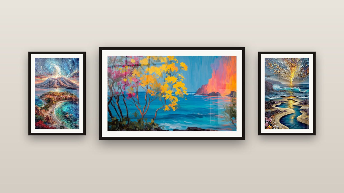 Mur de galerie avec trois tableaux encadrés, dont Coucher de Soleil Tropical et Paysage volcanique avec île tropicale