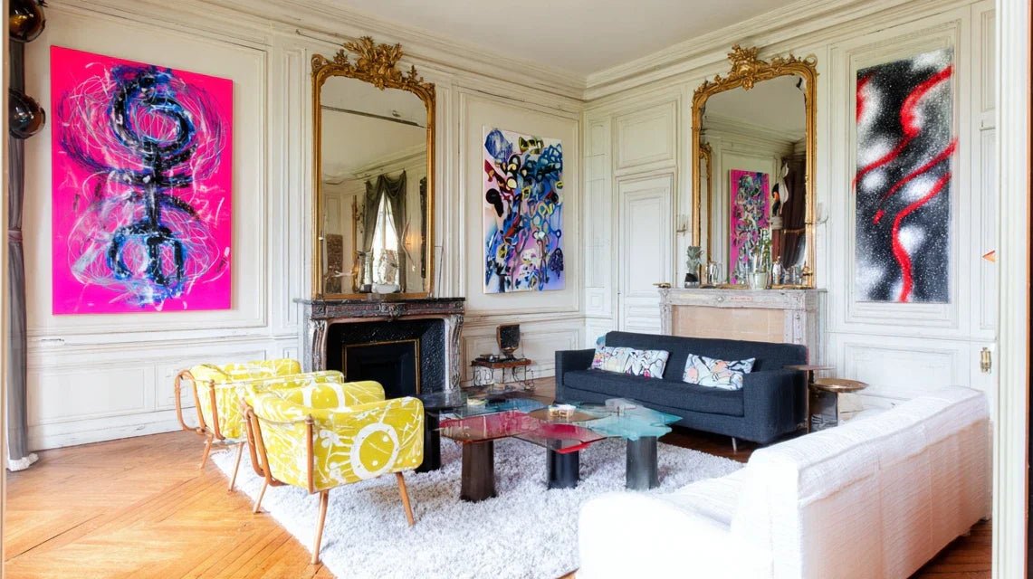 Comment marier tableaux d’art moderne et mobilier ancien avec goût ?