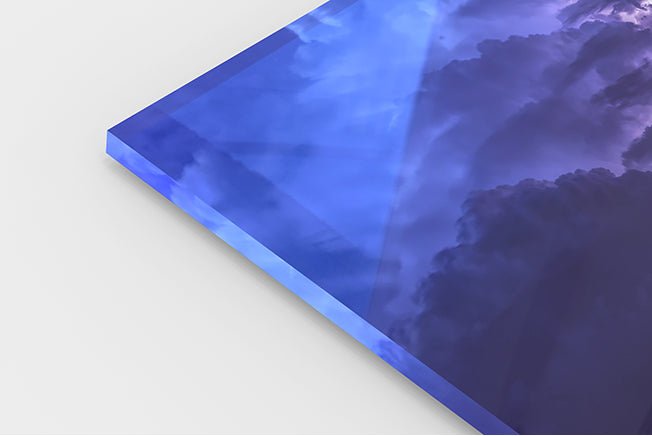Tableau en toile moderne avec un design nuageux en dégradé de bleu et violet