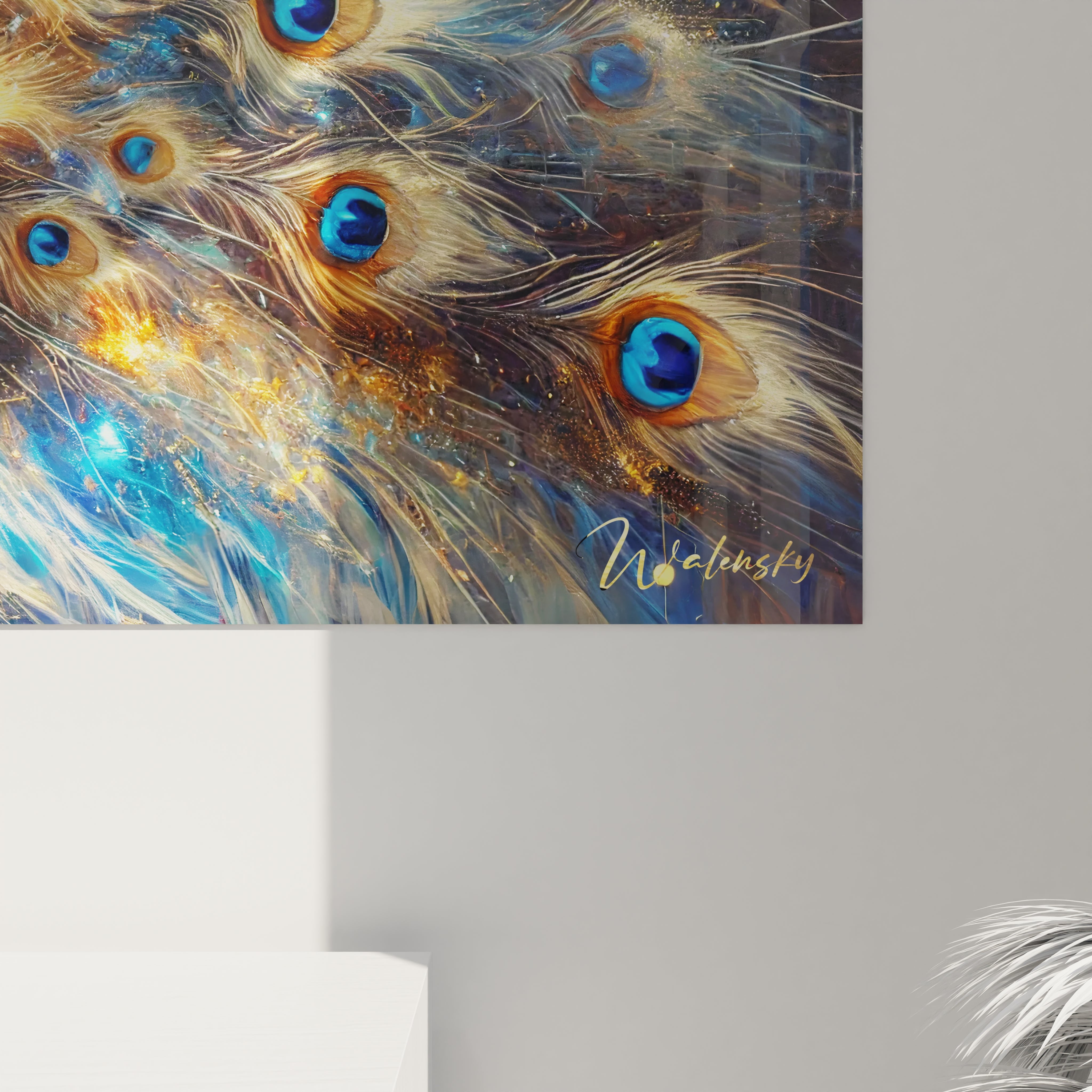 Découvrez les détails fascinants du tableau paon avec un gros plan sur ses plumes aux tons dorés et bleutés. Ce chef-d'œuvre illumine l'espace avec une texture vibrante et une élégance intemporelle.