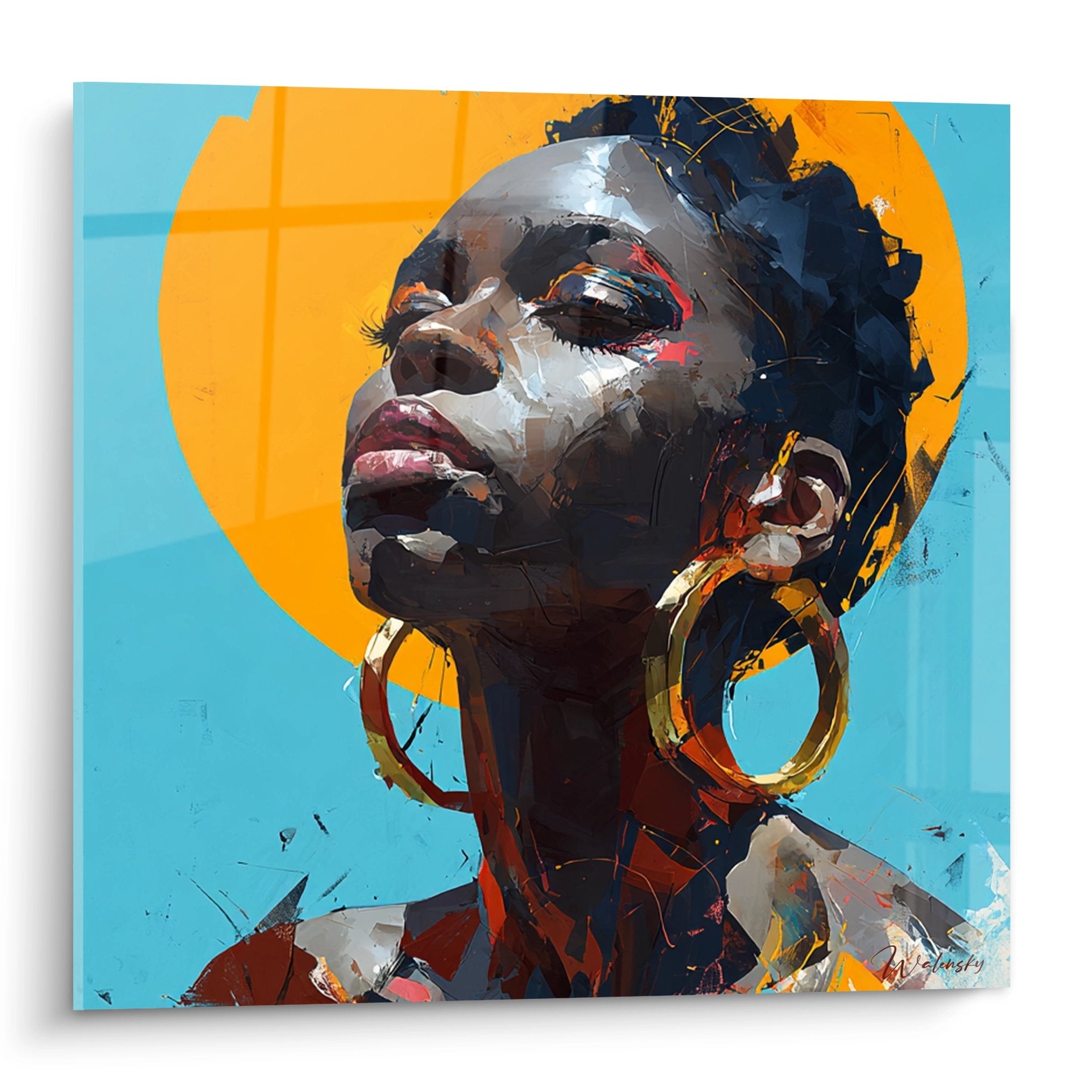 Ritratto espressionista di donna africana con toni arancioni e blu, orecchini dorati, stile contemporaneo
