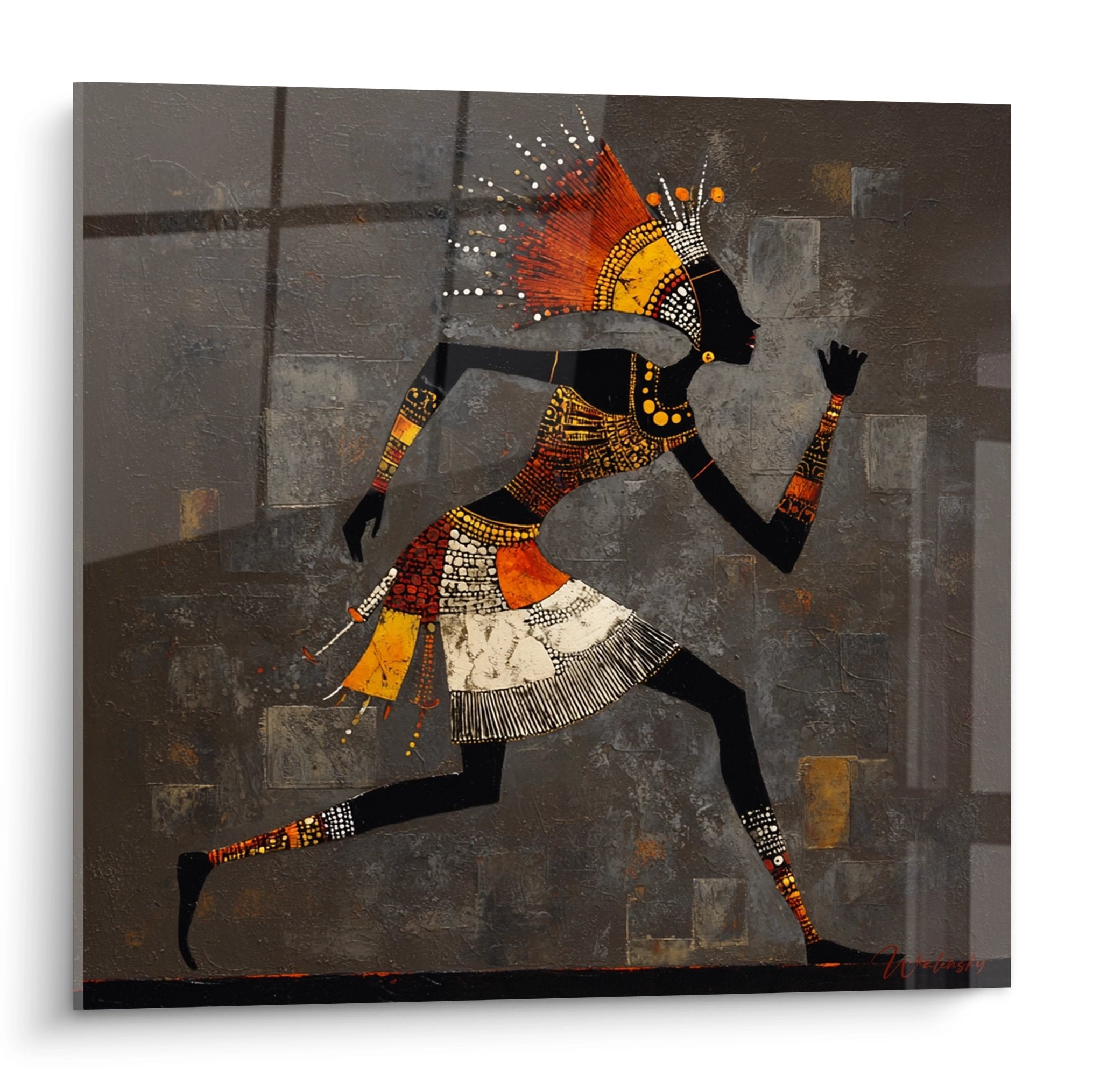 Quadro di guerriero africano in danza rituale con copricapo di piume rosse e costume tradizionale colorato