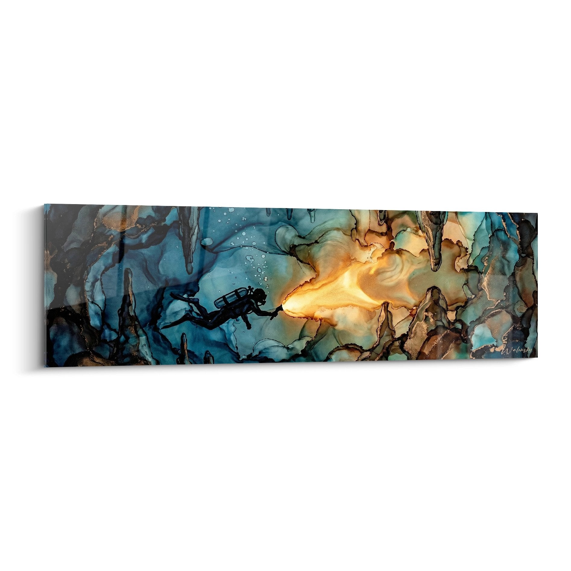 Tableau artistique montrant un plongeur explorant un cenote lumineux avec formations rocheuses bleues et dorées