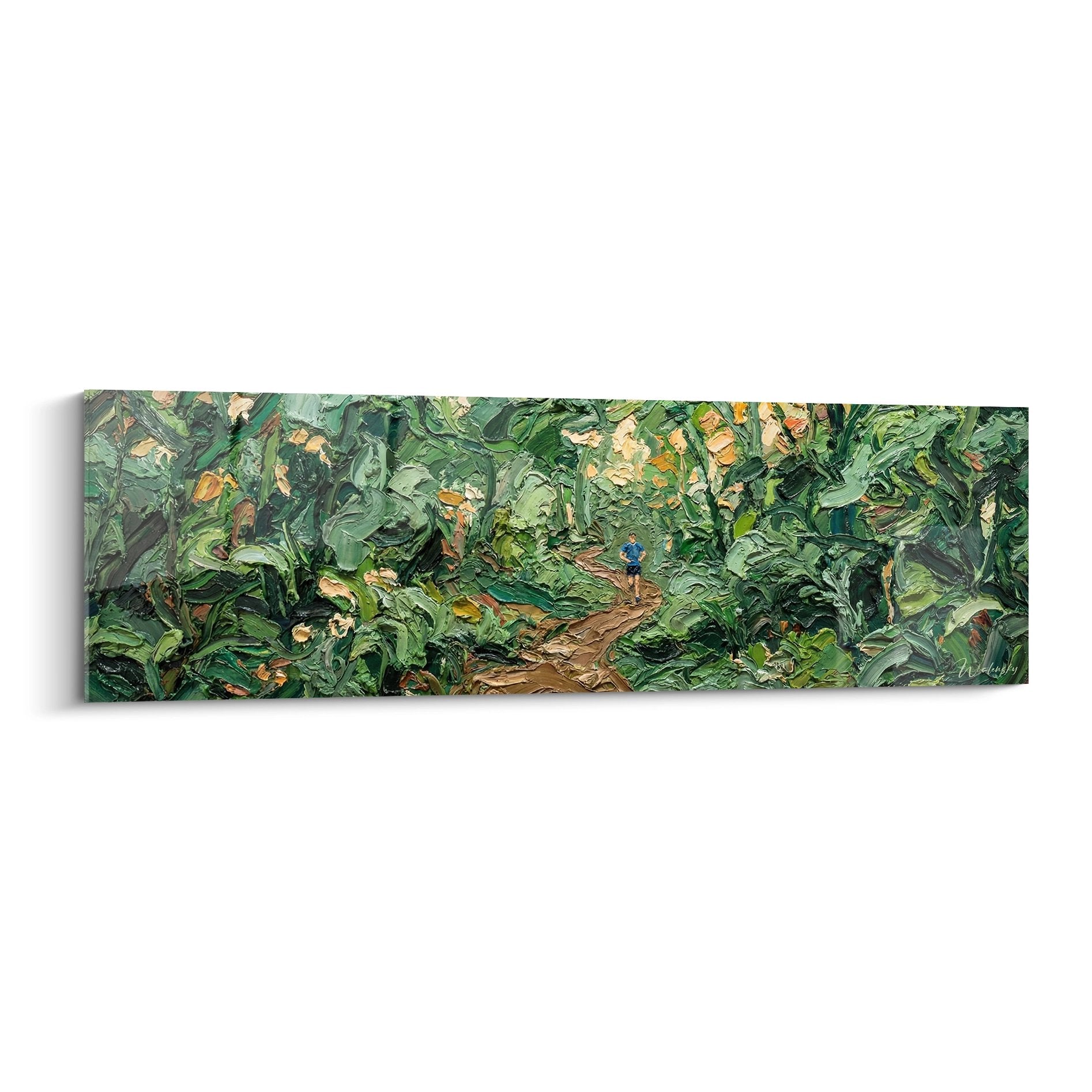 Quadro trail running che mostra un sentiero nella vegetazione fitta con tonalità verdi e ocra