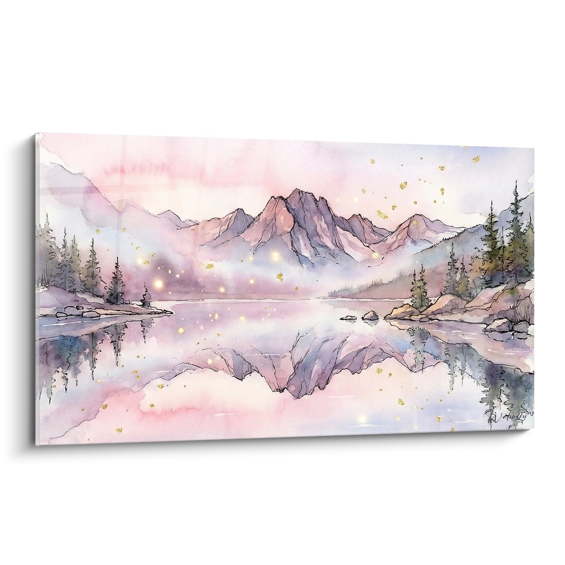 Quadro acquerello lago alpino con riflessi perfetti delle montagne, toni pastello rosa violetto, abeti e tocchi dorati