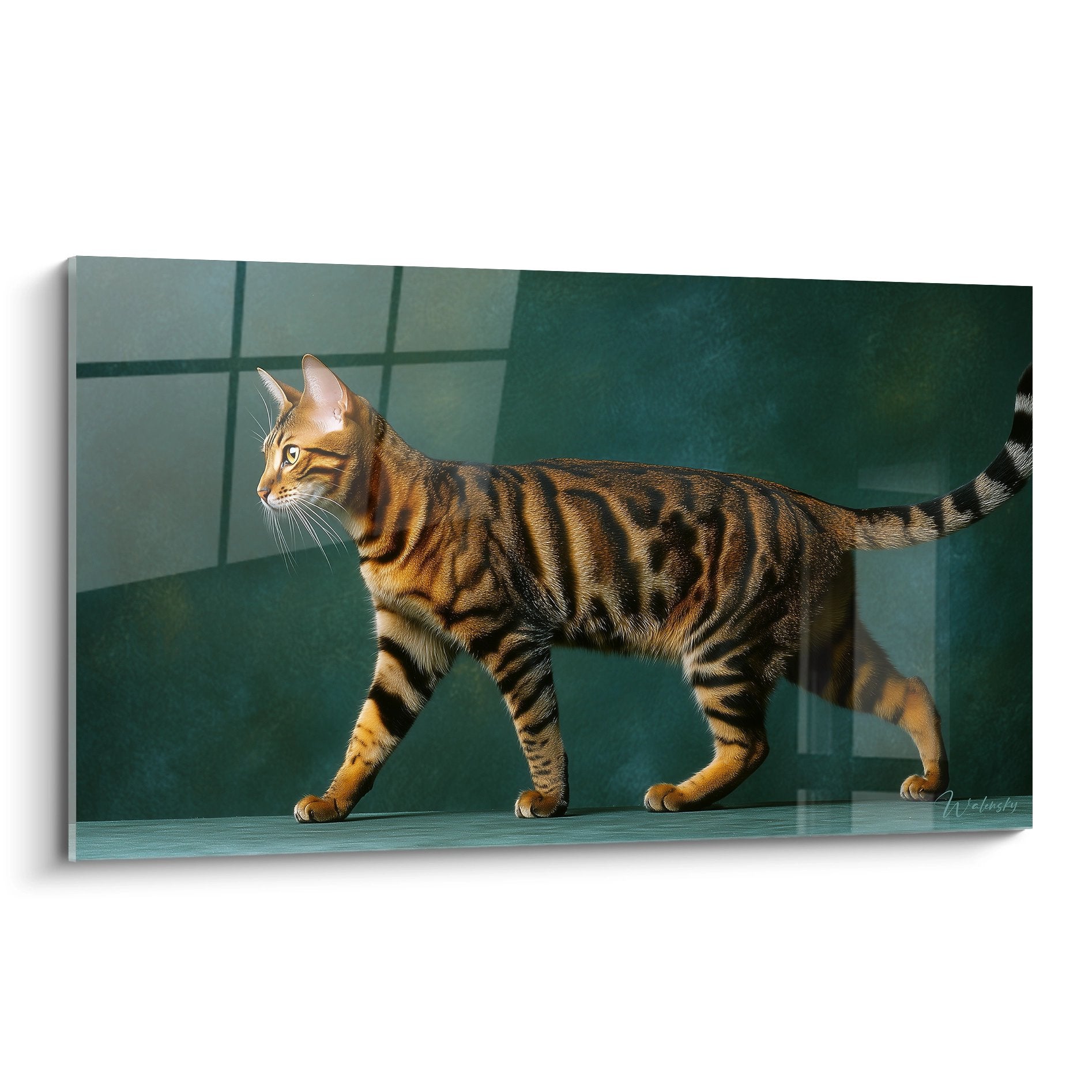 Gemälde zeigt eine bewegte Toyger-Katze mit goldenen Streifen auf modernem grünem Hintergrund