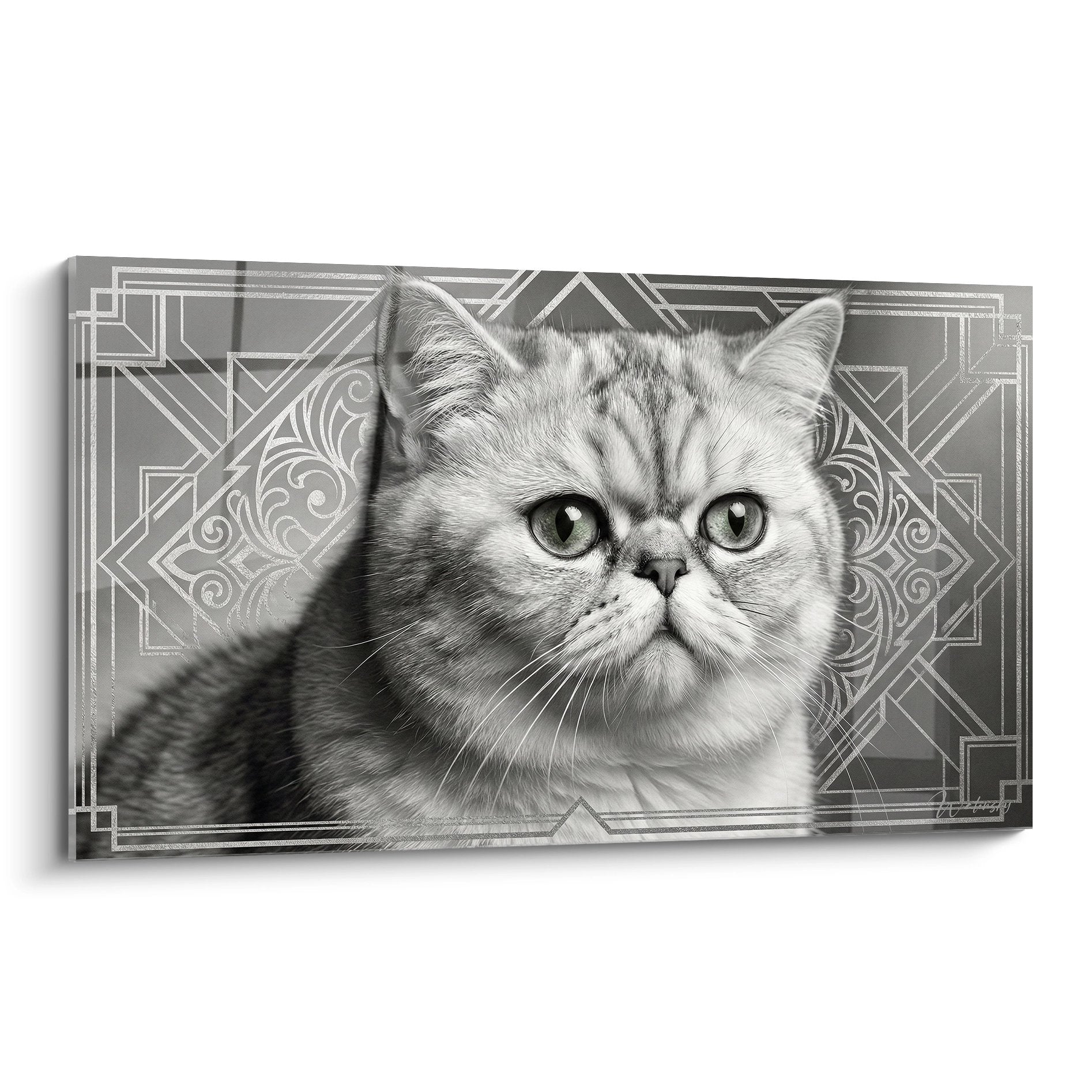 Portrait artistique chat Exotic Shorthair yeux verts sur fond motifs géométriques Art Déco gris argenté tableau mural