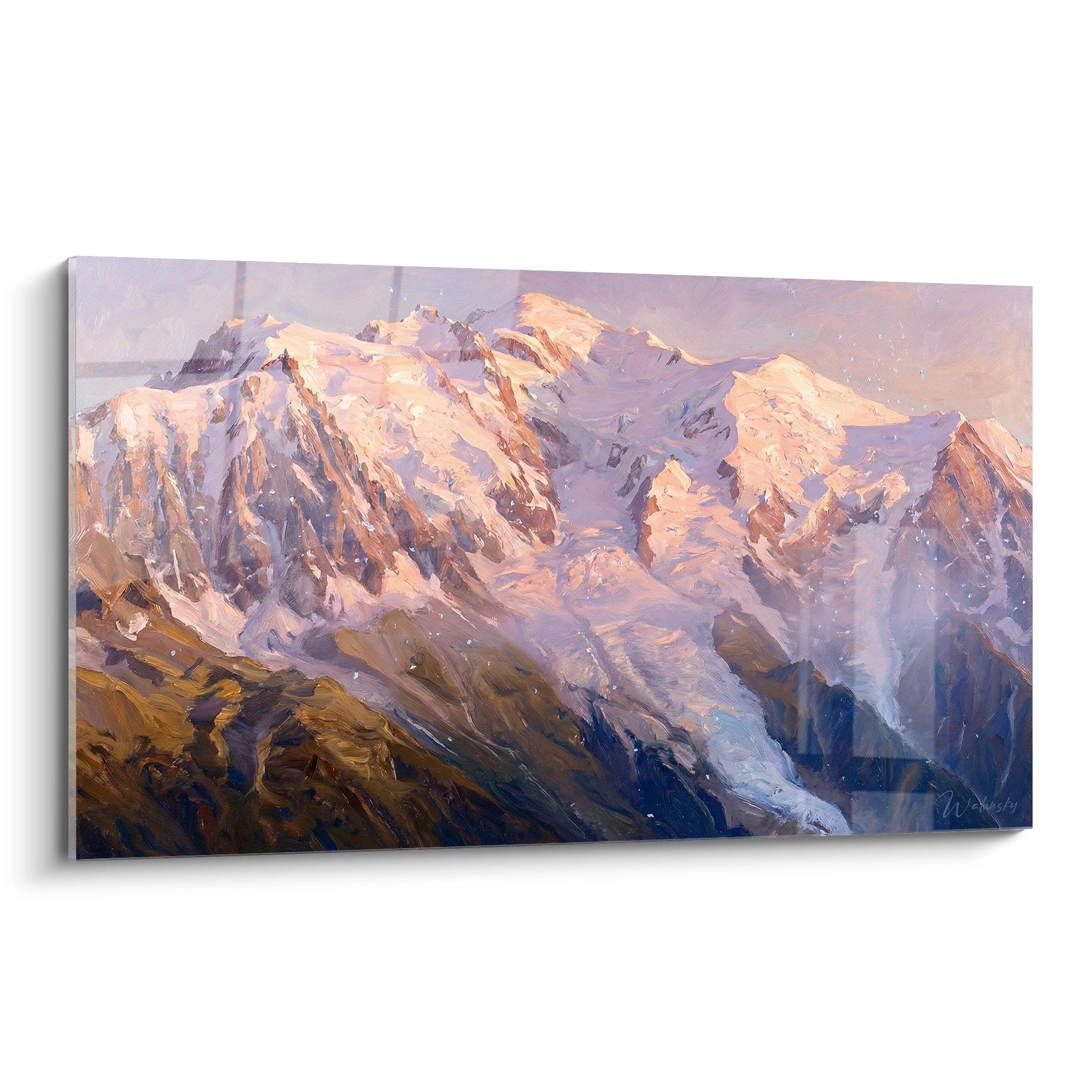 Mont-Blanc-Bild mit Alpenglow in goldenen Sonnenuntergangstrahlen über den schneebedeckten Gipfeln der Alpen