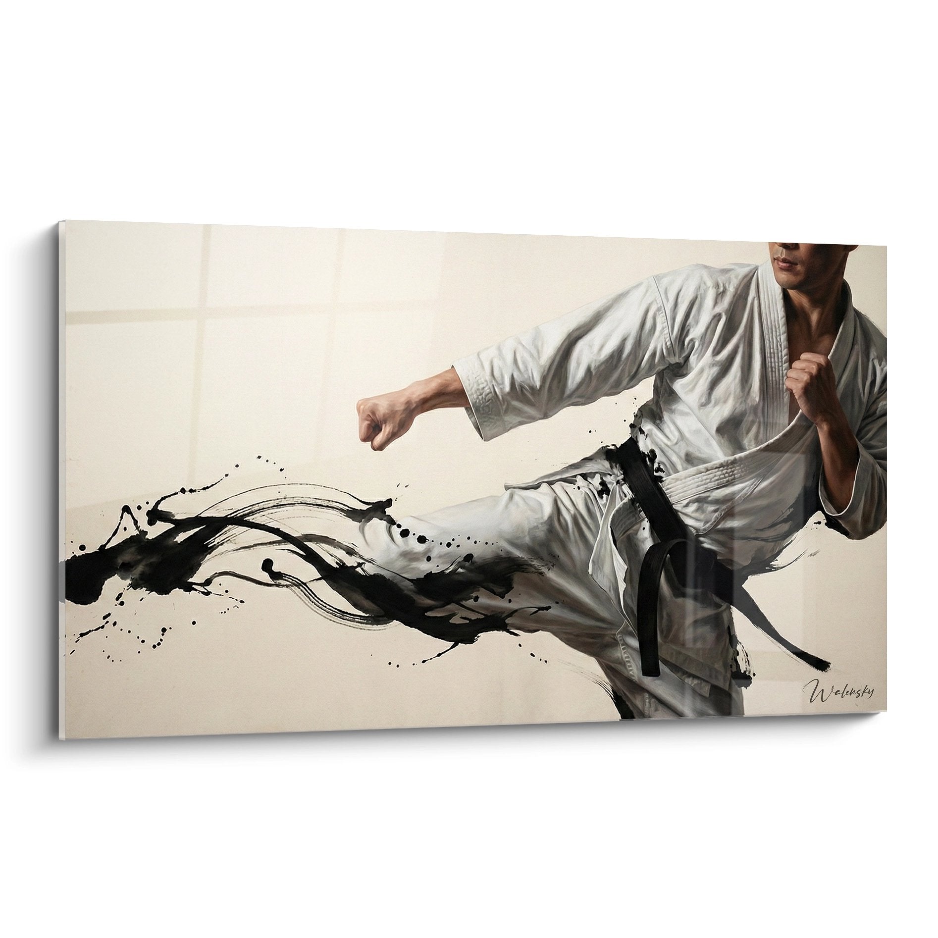 Tableau karaté moderne montrant karatéka en kimono blanc exécutant coup de pied avec éclaboussures encre noire artistiques