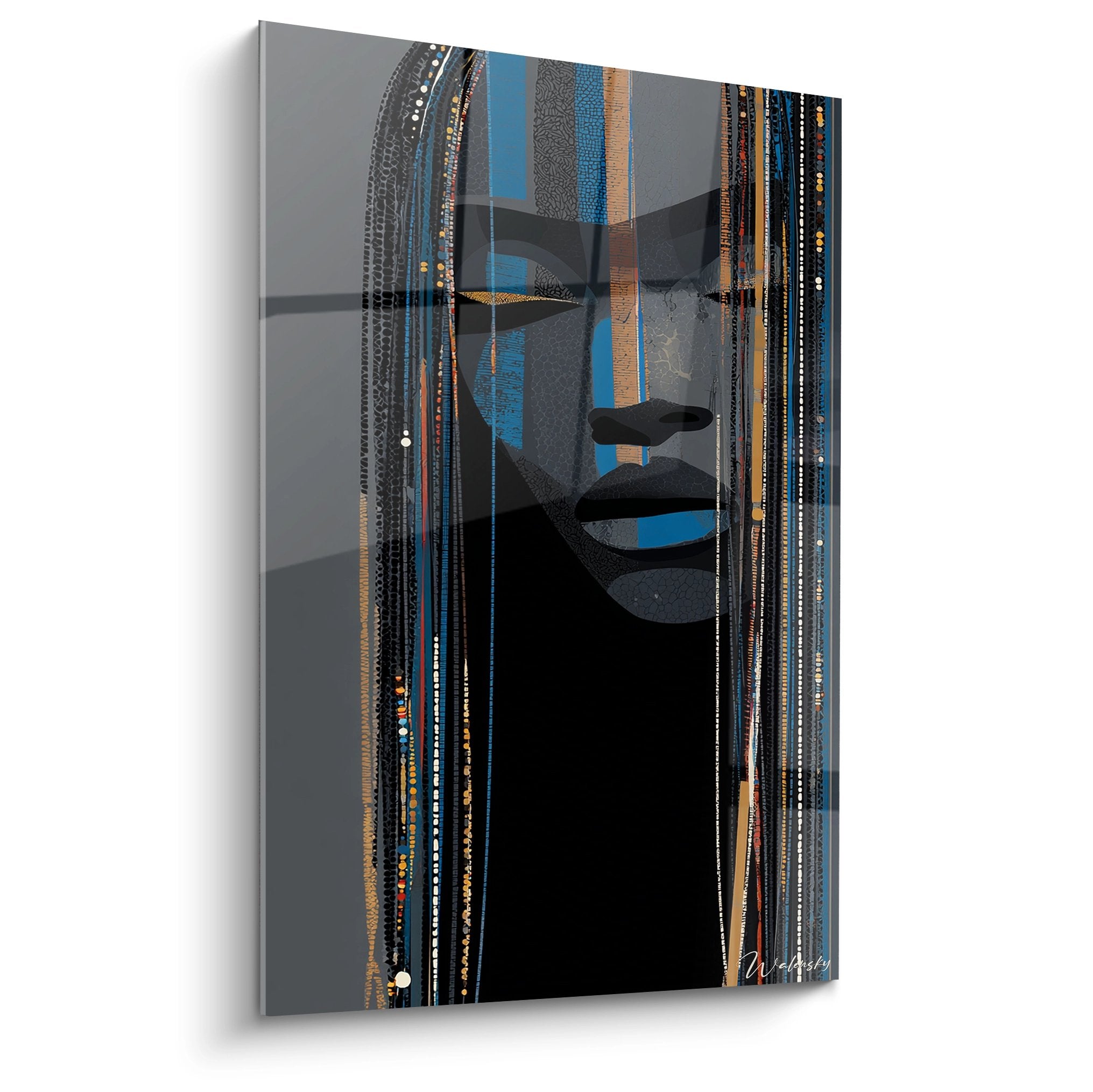 Quadro moderno che rappresenta un volto africano femminile con riflessi dorati e blu su sfondo grigio contemporaneo