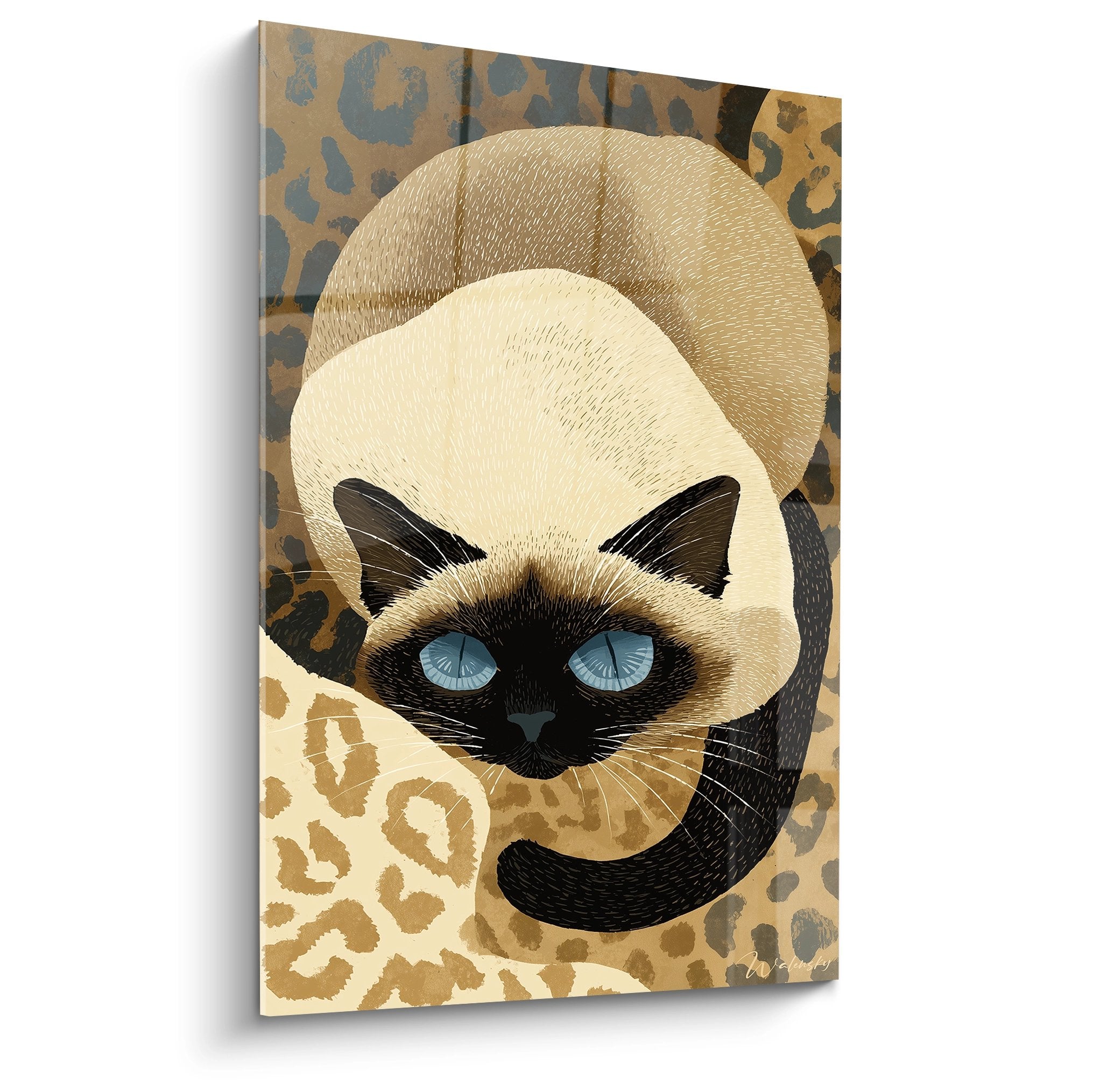 Quadro artistico gatto siamese con occhi azzurri su sfondo con motivi leopardati dorati e marroni