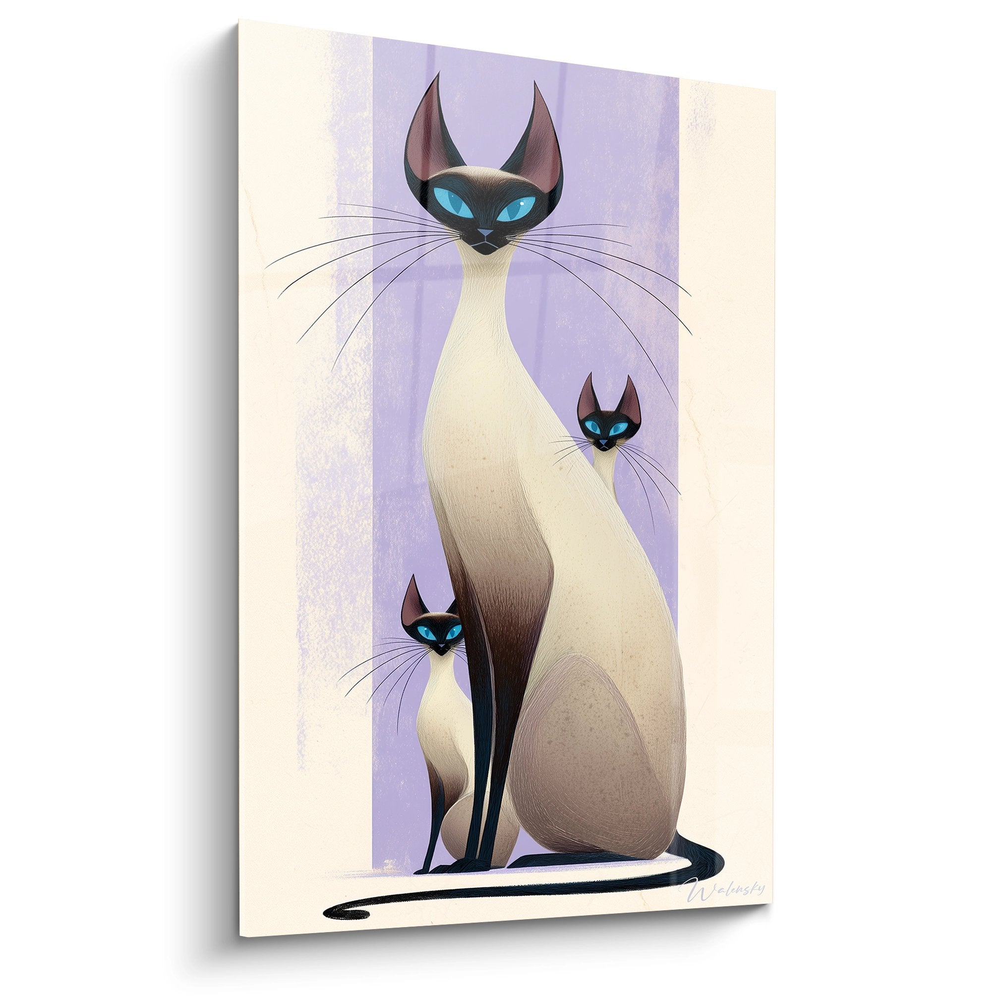 Quadro moderno di tre gatti siamesi stilizzati con occhi blu su sfondo viola e crema