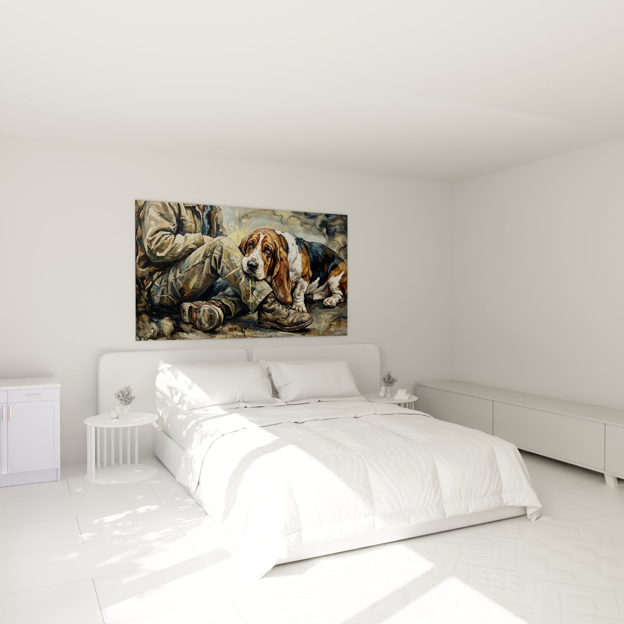 Basset Hound tricolore dans décor militaire exposé dans chambre aux tons chauds et mobilier bois