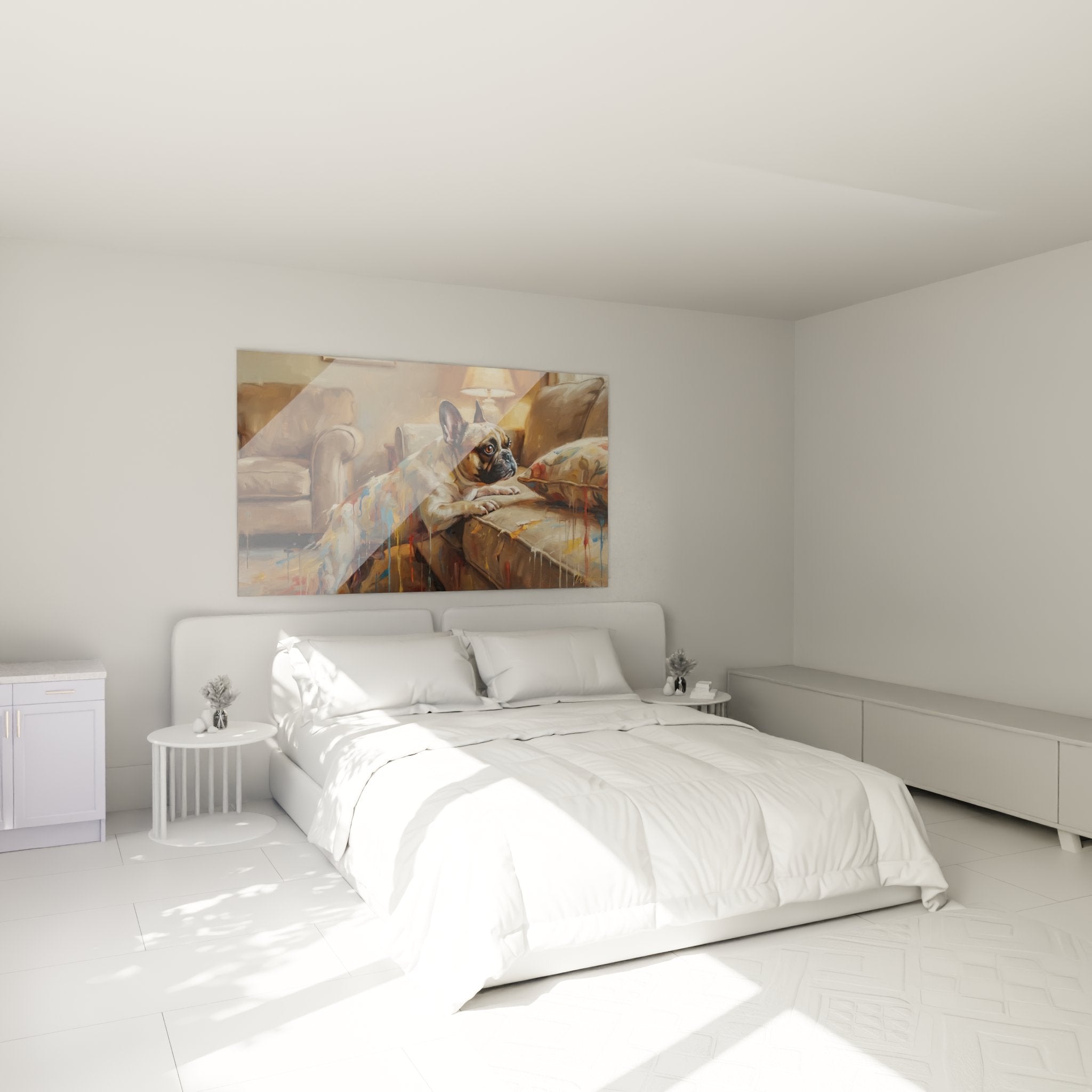 Künstlerische französische Bulldogge in Beige-Tönen und farbigen Farbläufen im modernen, gemütlichen Schlafzimmer
