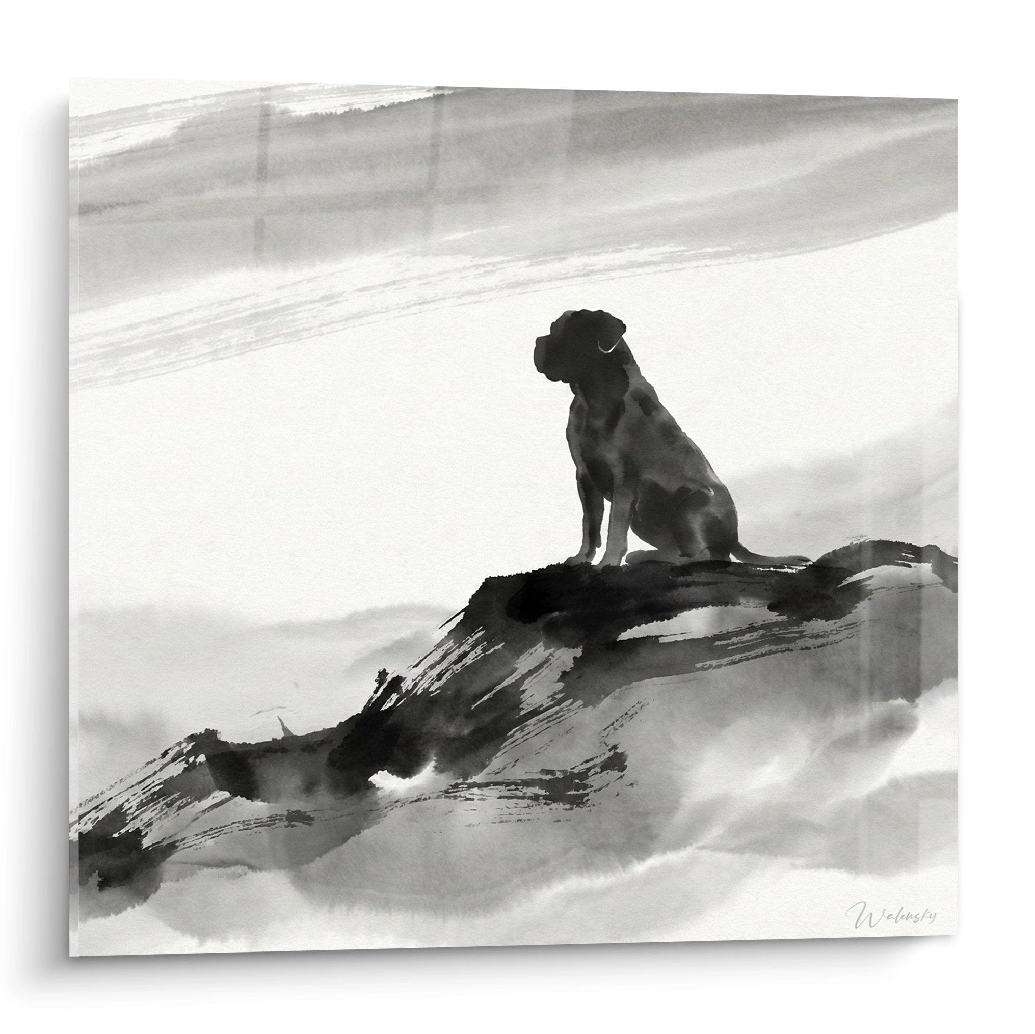 Tableau encre de Chine Bullmastiff assis sur rocher dans brume, style contemplatif monochrome noir et blanc