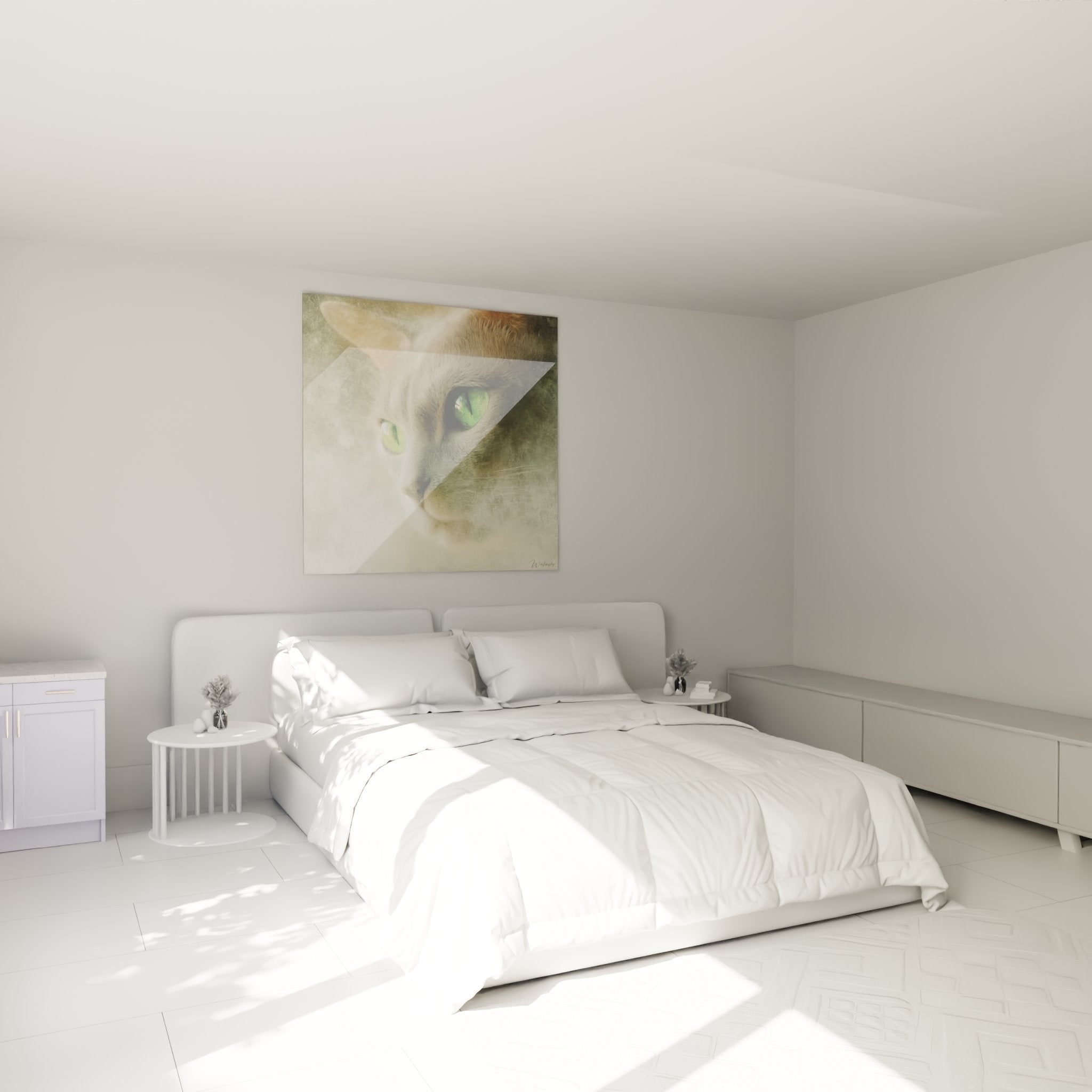 Tableau chat aux yeux verts accroché dans une chambre moderne, décoration murale féline élégante