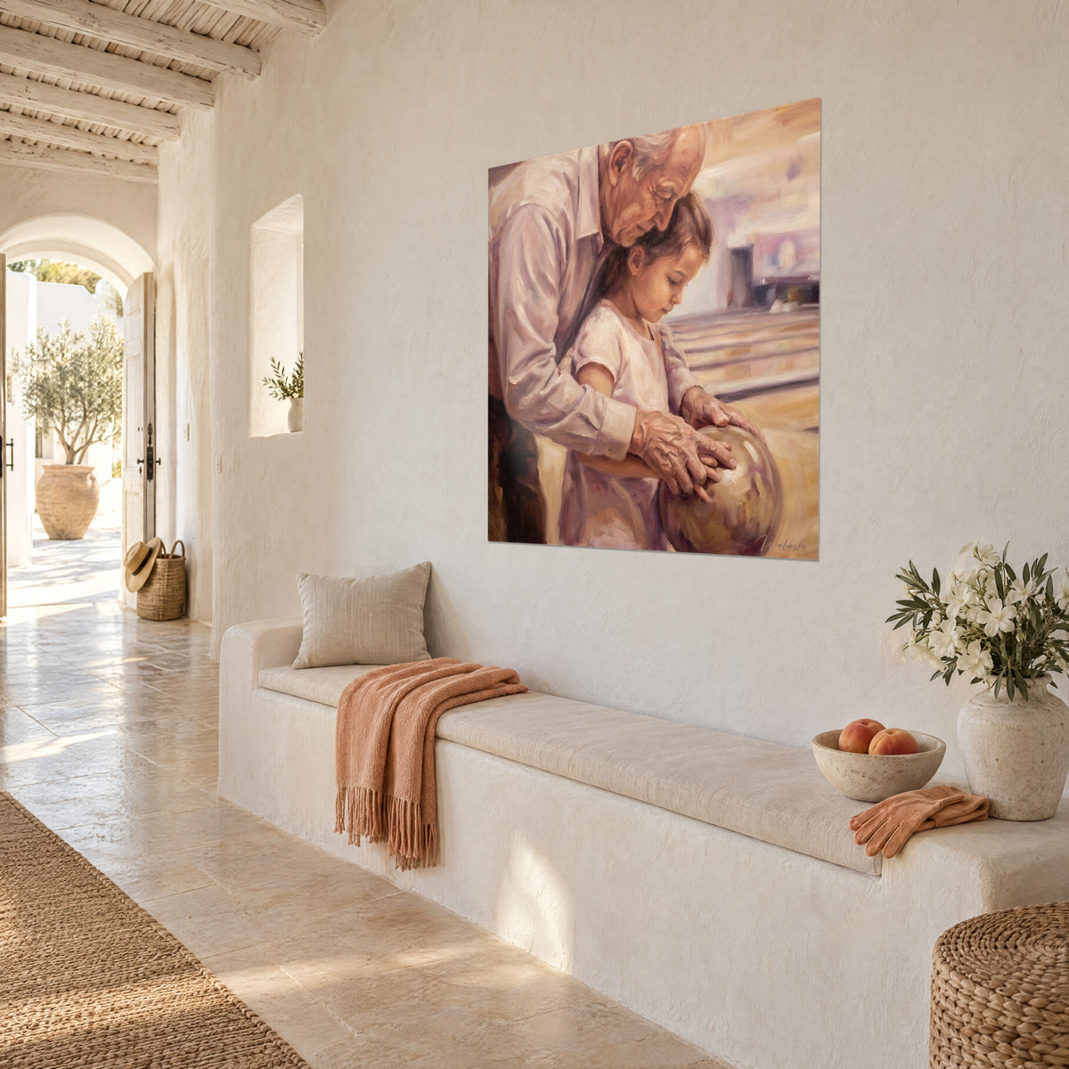 Tableau grand-père aux cheveux blancs et enfant concentrée, peinture à l'huile rose et ocre, mur chaux, banquette en pierre