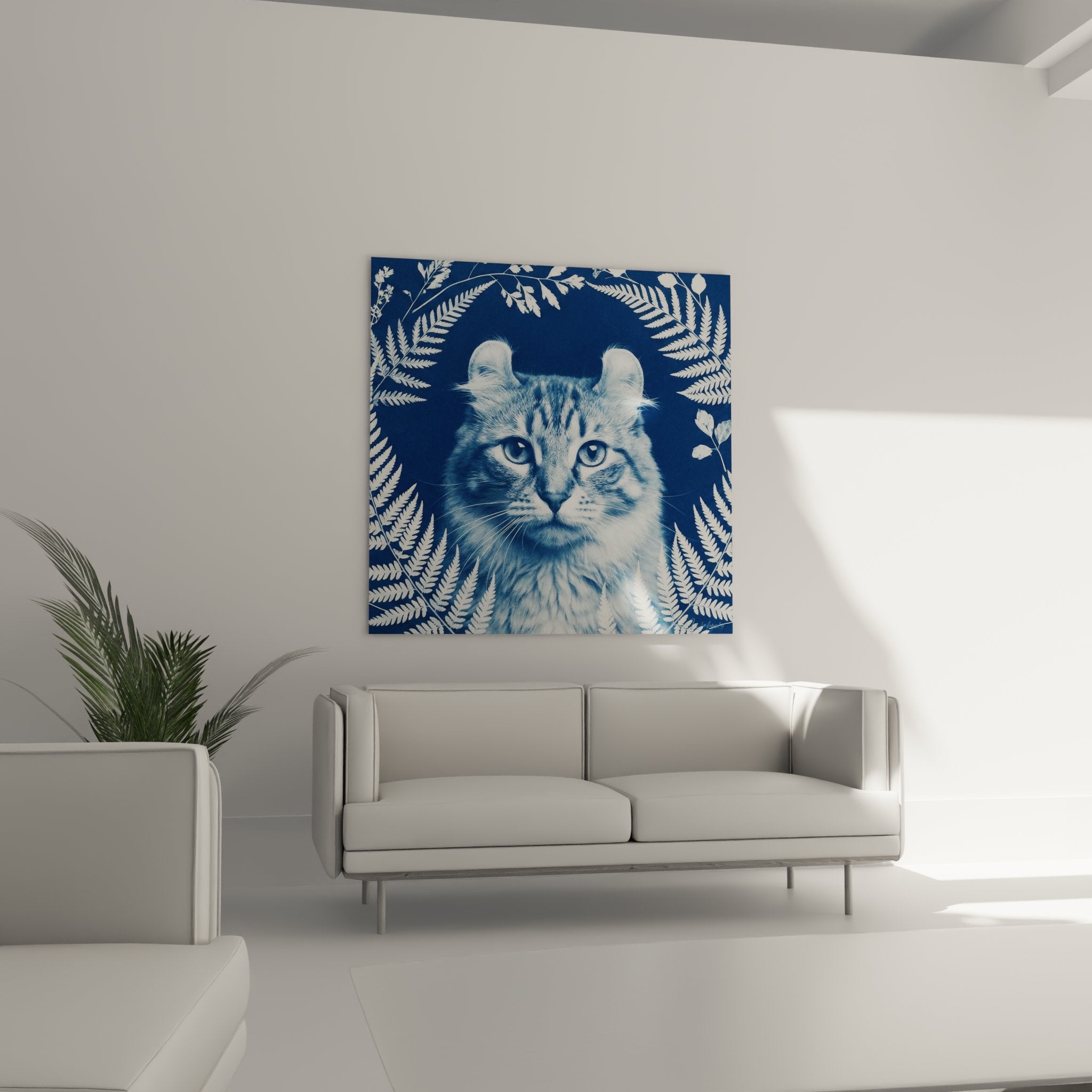 Dettaglio ravvicinato quadro gatto American Curl occhi blu felci bianche tecnica cianotipia arte murale felino