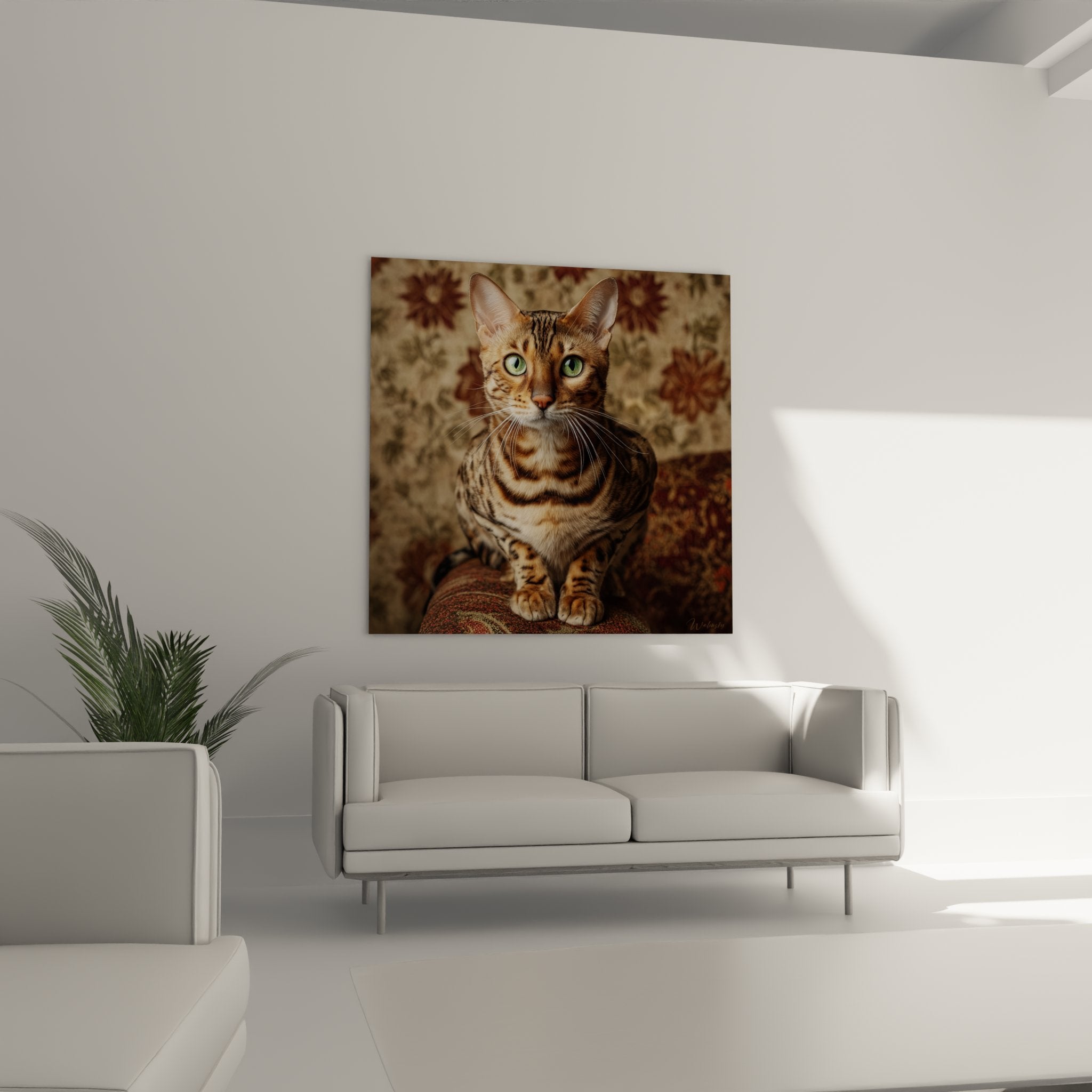 Gros plan sur le regard captivant aux yeux verts du chat Bengal au pelage doré et marqué