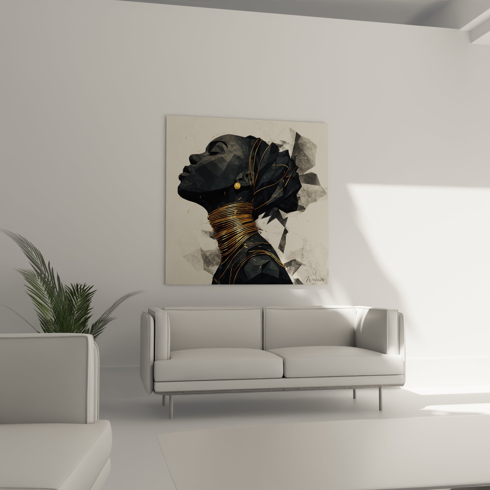 Dettaglio primo piano ritratto donna africana sfaccettature geometriche nere grigie con gioielli dorati all'orecchio