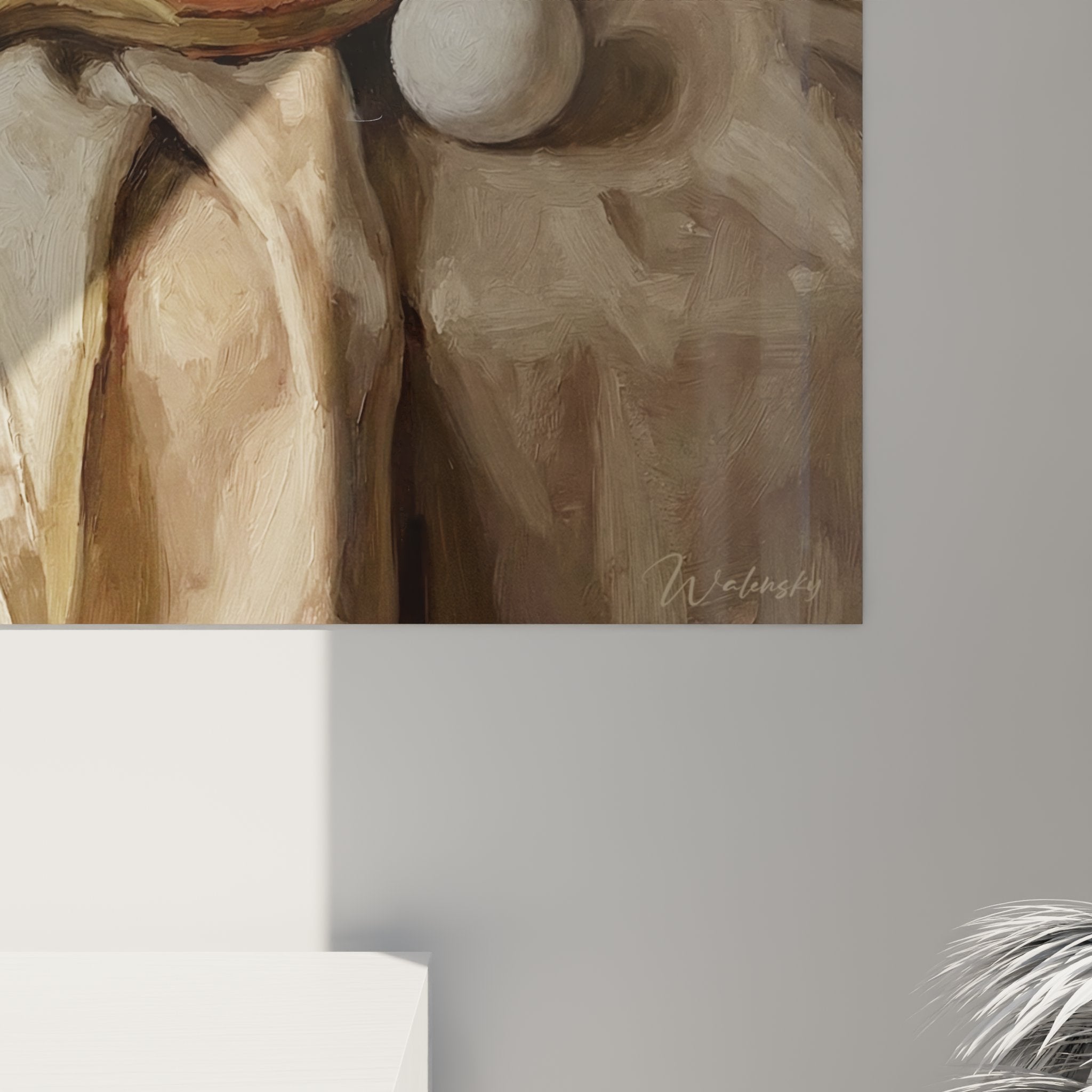 Vue d'ensemble nature morte ping pong, composition artistique raquette et balle sur fond carrelage beige