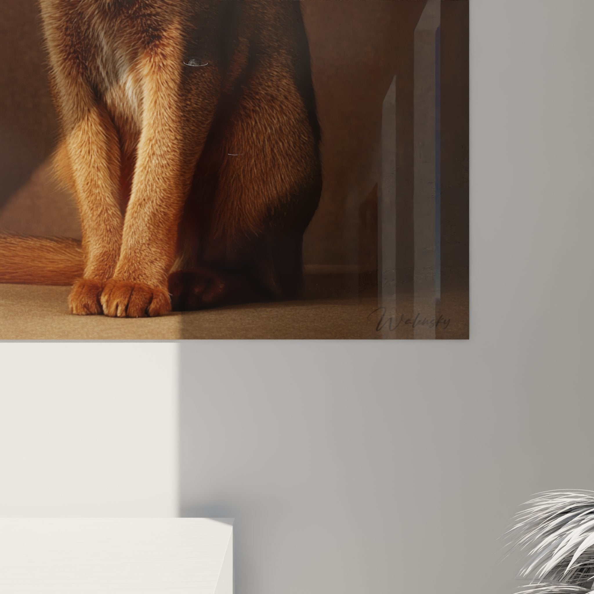 Vue ensemble tableau mural chat Abyssin dans salon moderne décoré style contemporain