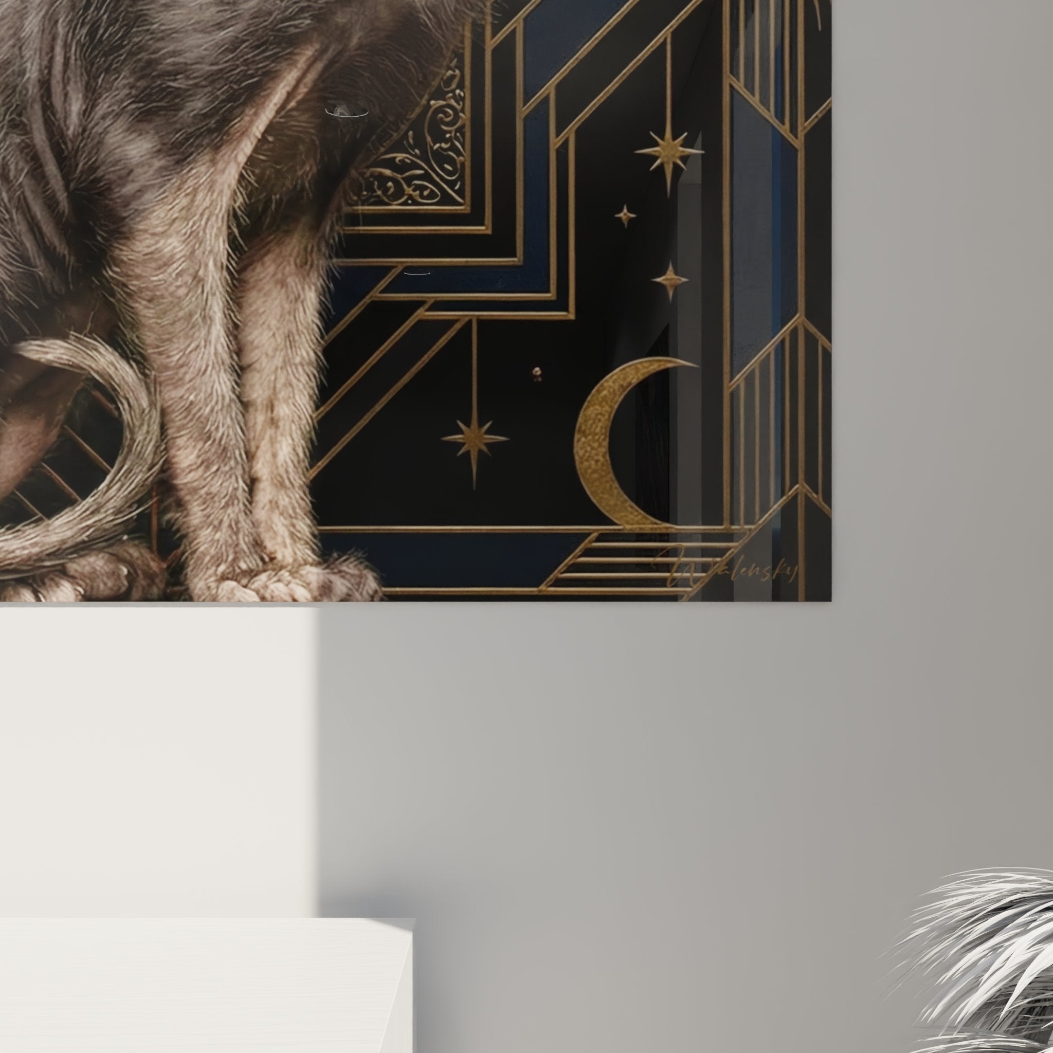 Vista d'insieme quadro murale gatto Lykoi guardiano astri decorazione Art Deco oro e blu soggiorno moderno