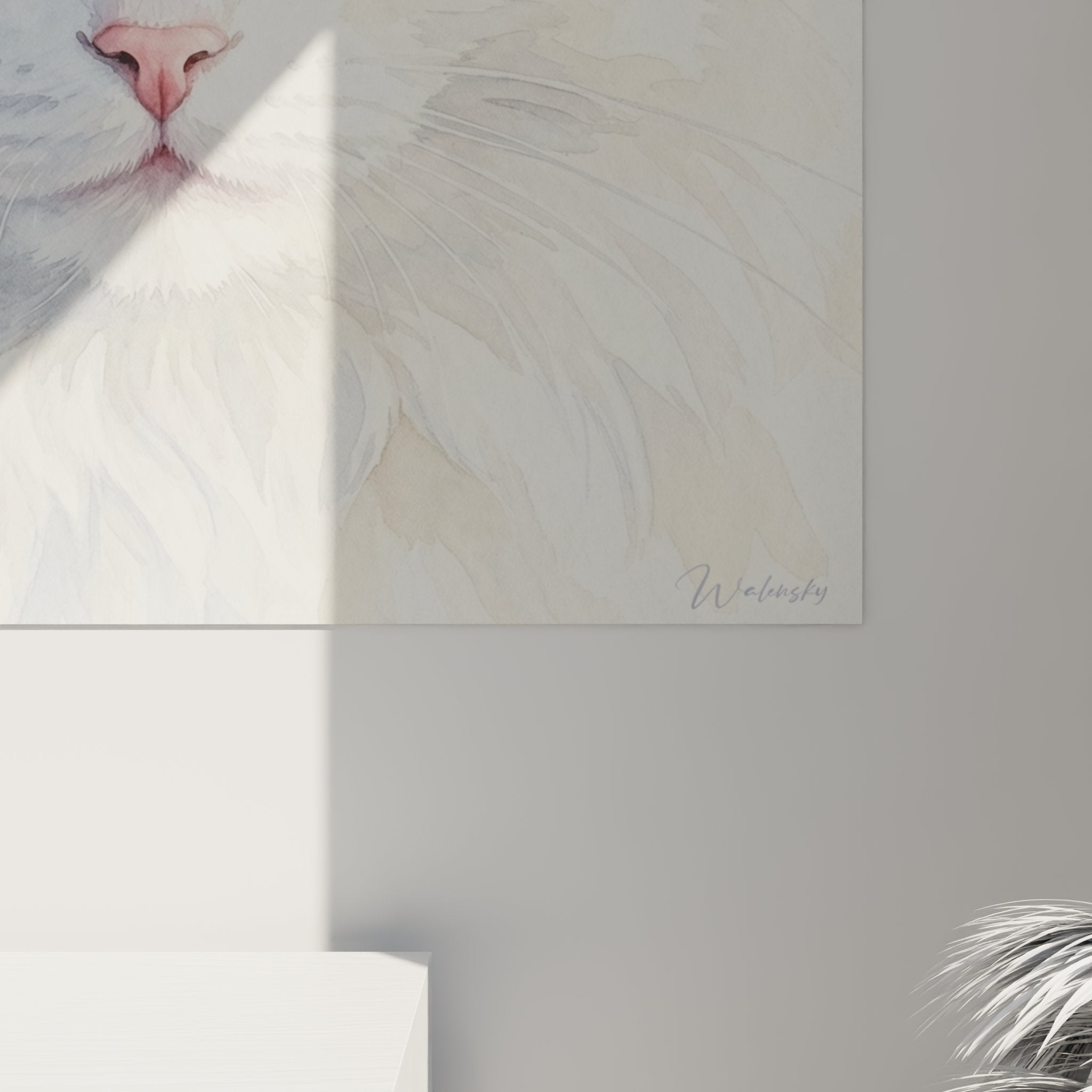 Vue d'ensemble tableau mural chat Norwegian Forest Cat blanc, œuvre décorative style aquarelle contemporain