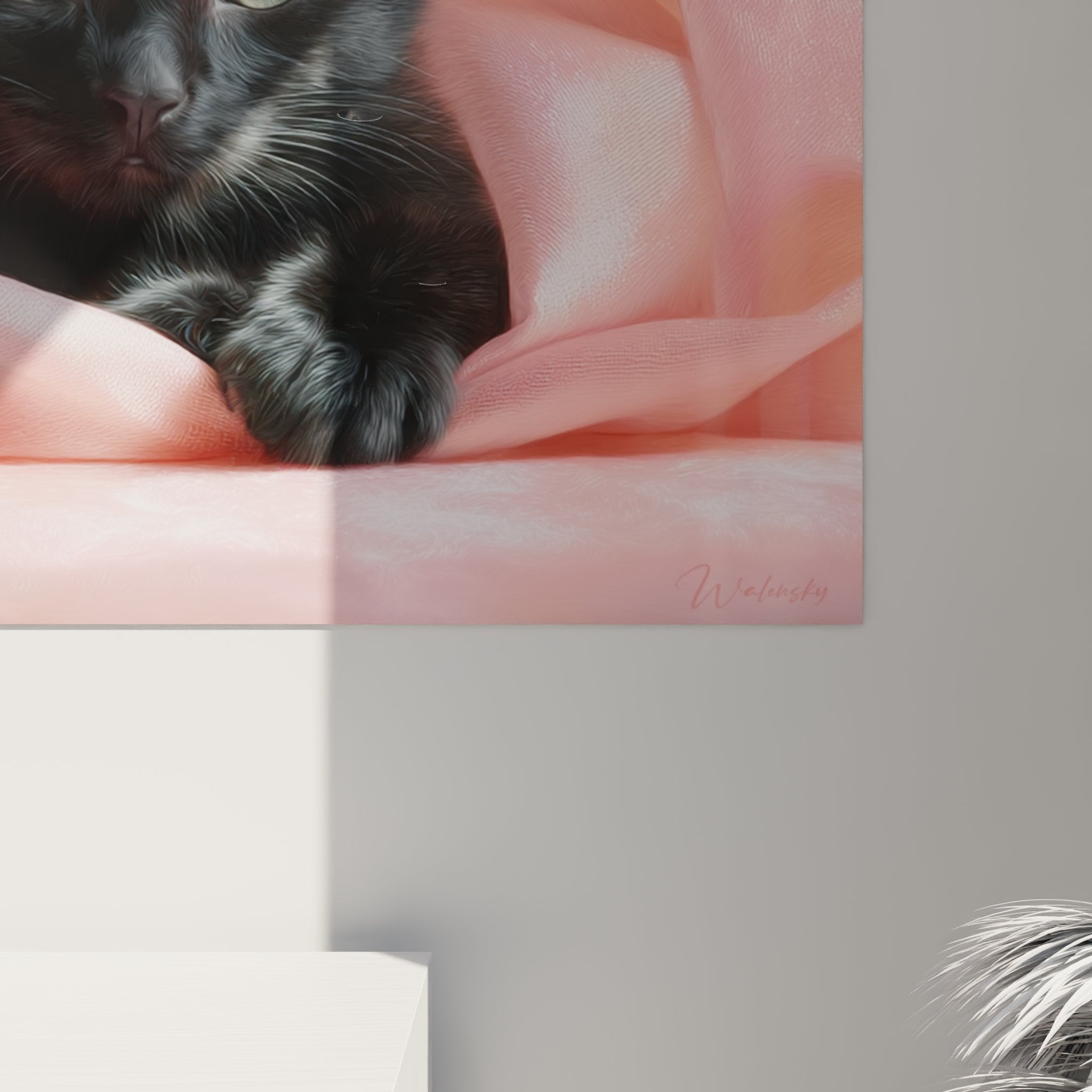 Vue d'ensemble tableau mural chaton noir race Bombay sur fond rose pour décoration intérieur