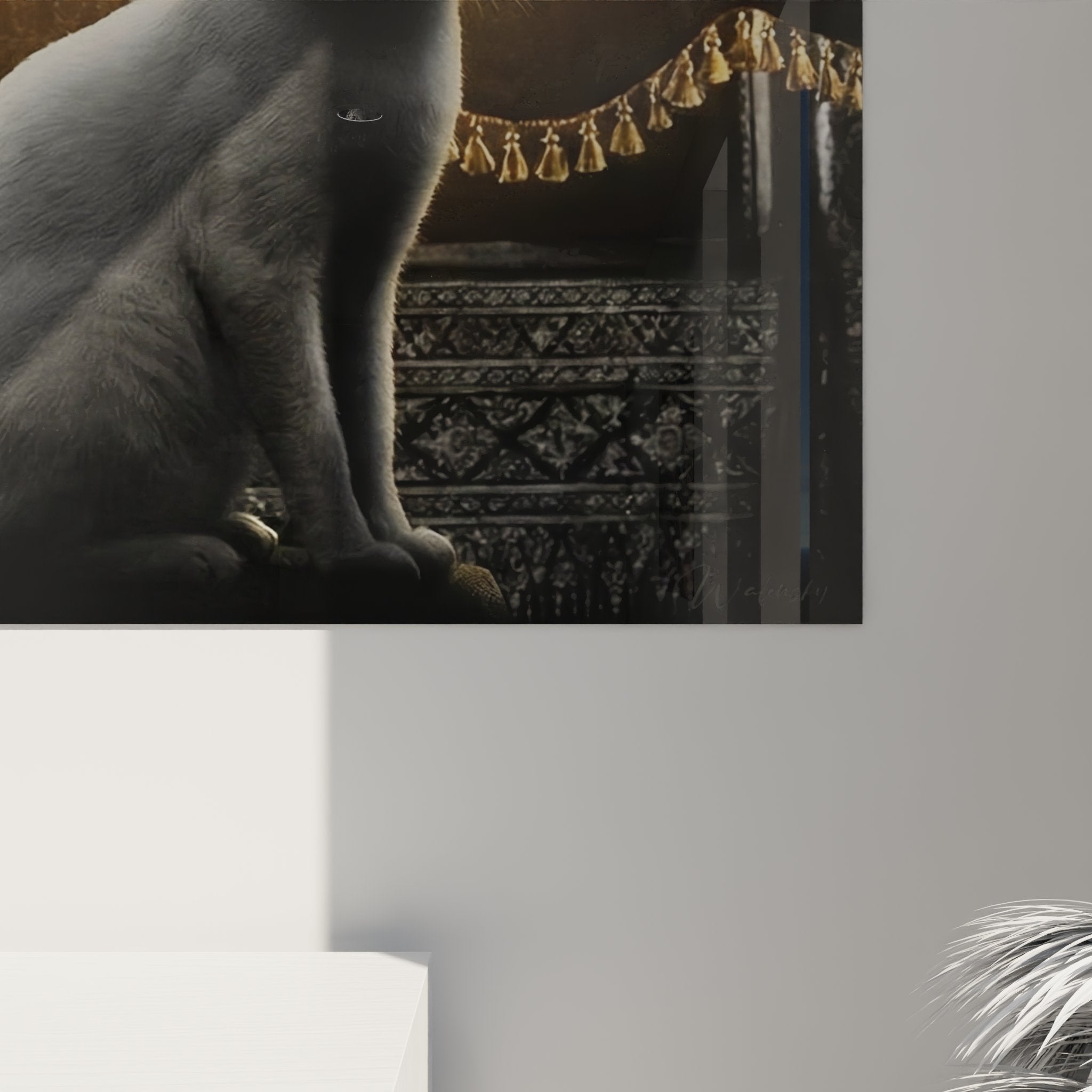 Vue d'ensemble du tableau chat oriental dans salon contemporain montrant l'harmonie decorative murale