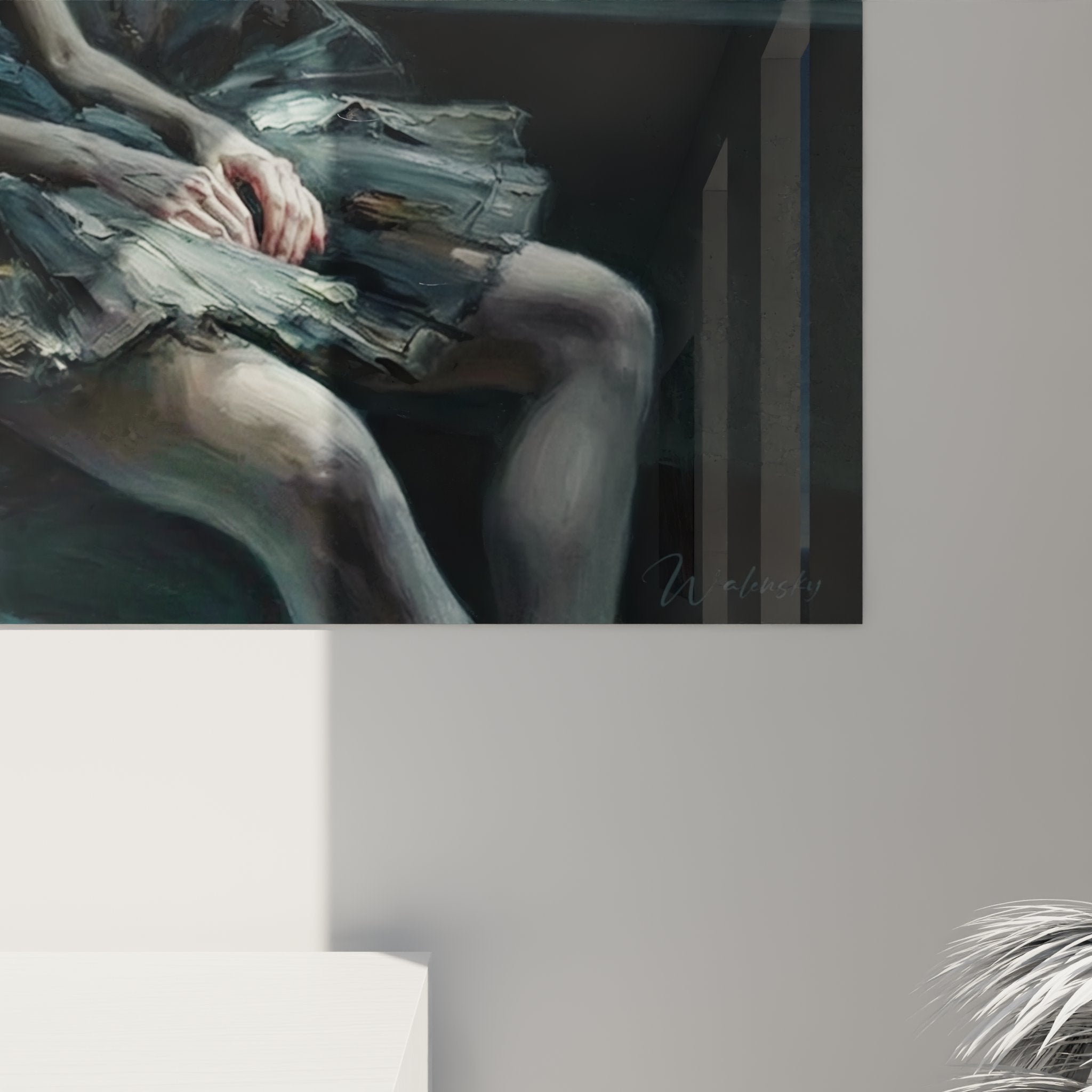 Panoramica quadro ballerina in camerino appeso al muro, decorazione interna tema danza