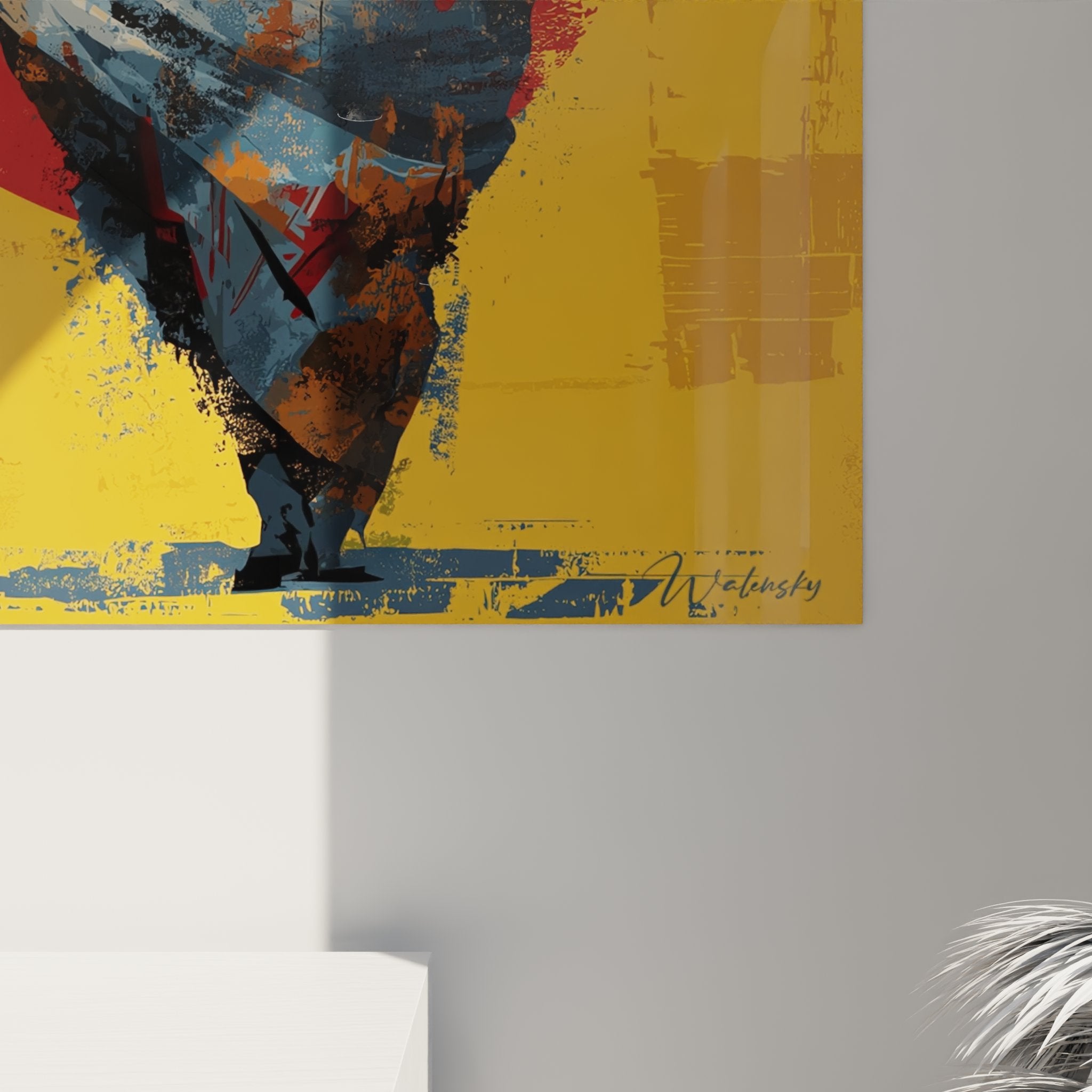 Vista d'insieme del quadro ballerina africana in un interno contemporaneo dal design raffinato