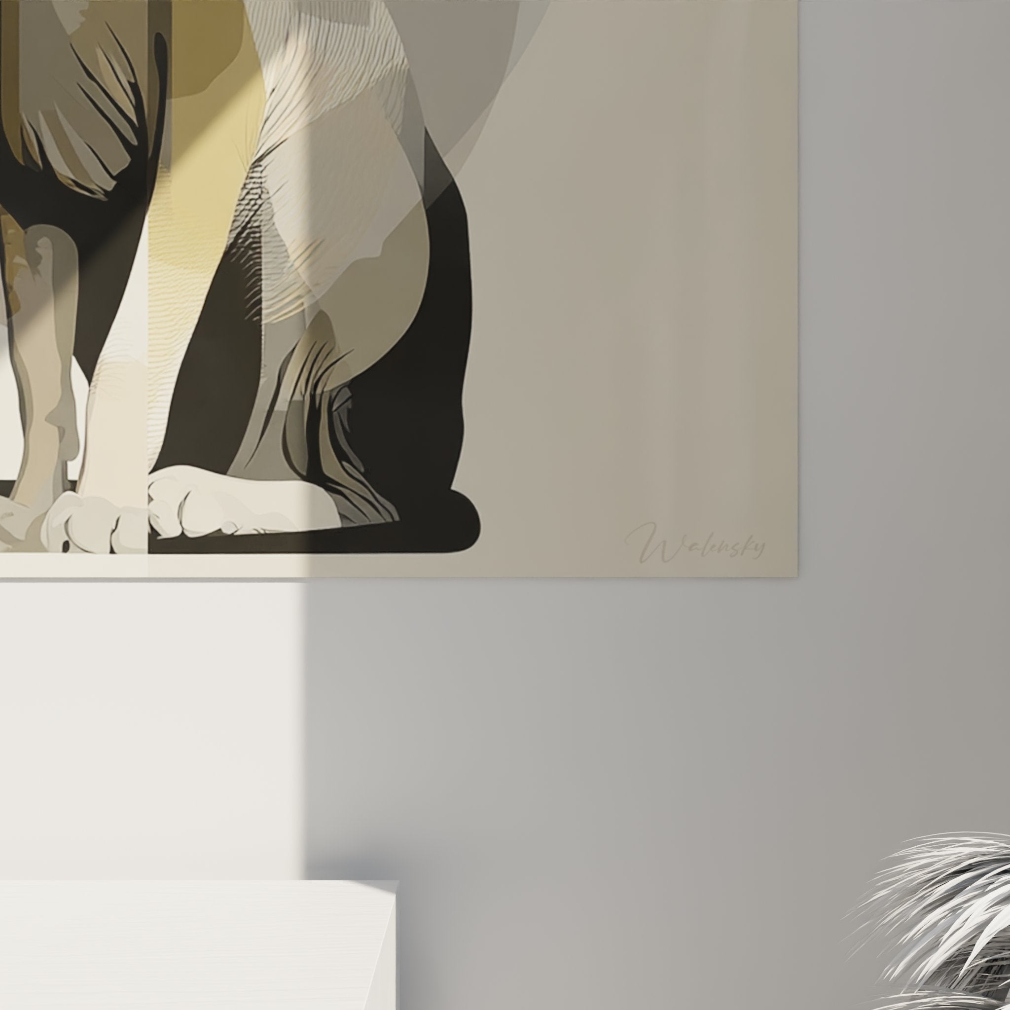 Vista d'insieme del quadro gatto Sphynx geometrico in un interno contemporaneo e minimalista