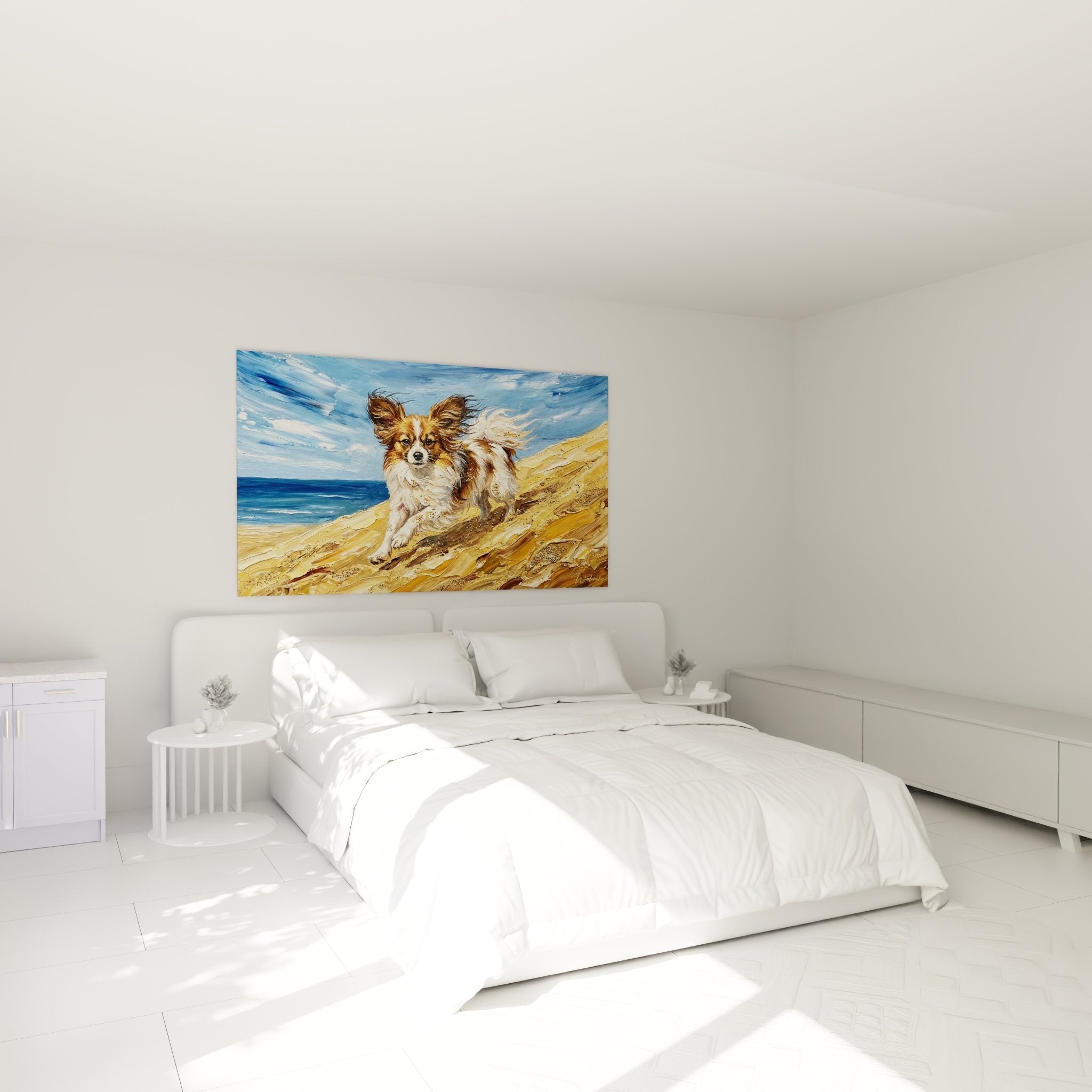 Tableau chien papillon en mouvement sur sable décorant chambre aux tons naturels et apaisants