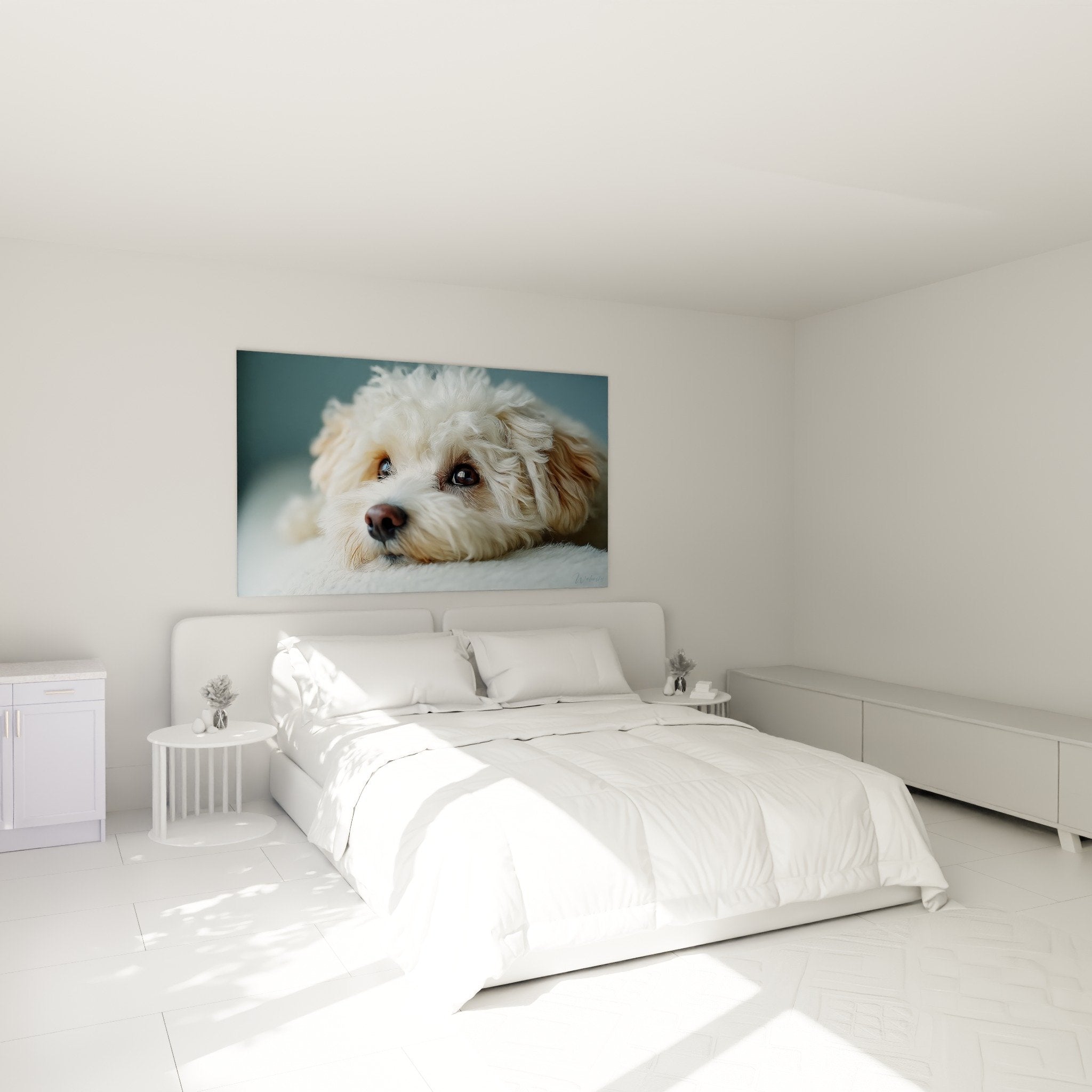 Tableau Bichon Havanais portrait intimiste décorant une chambre aux tons neutres et apaisants