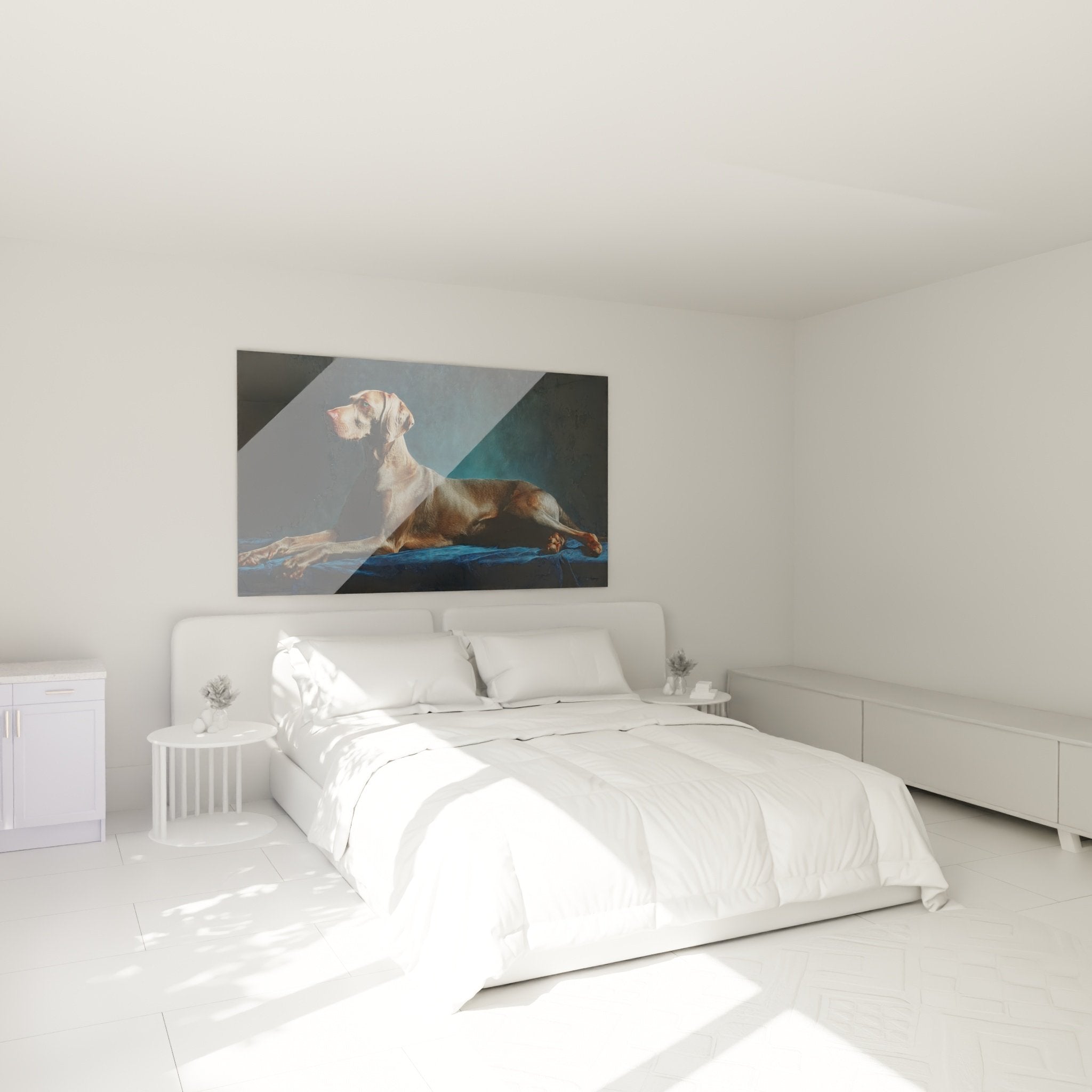 Décoration chambre avec tableau Weimaraner, chien noble sur drapé bleu, ambiance raffinée et apaisante