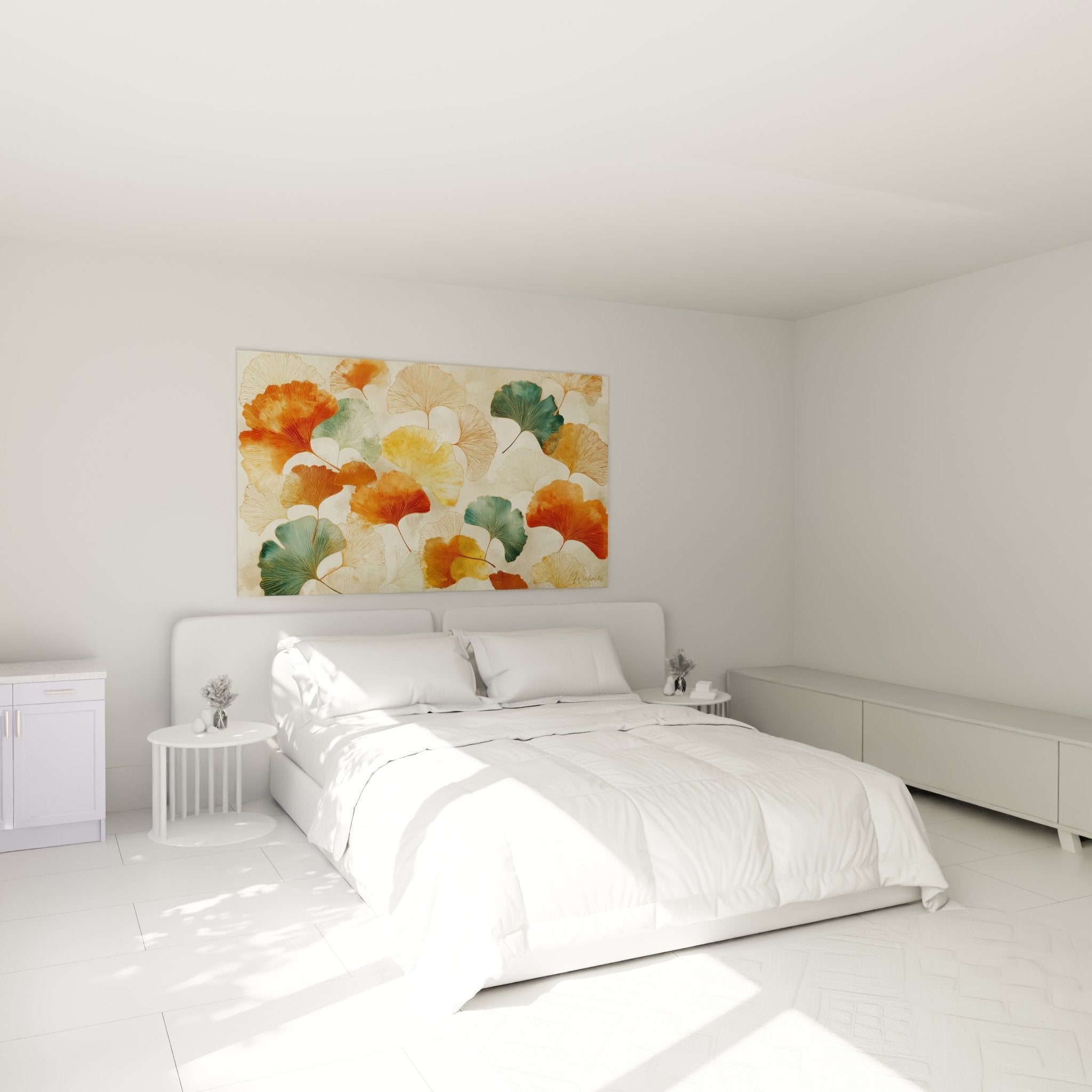 Buntes Ginkgo-Gemälde im modernen Schlafzimmer an weißer Wand, Wanddekoration mit Natur in Orange und Türkis