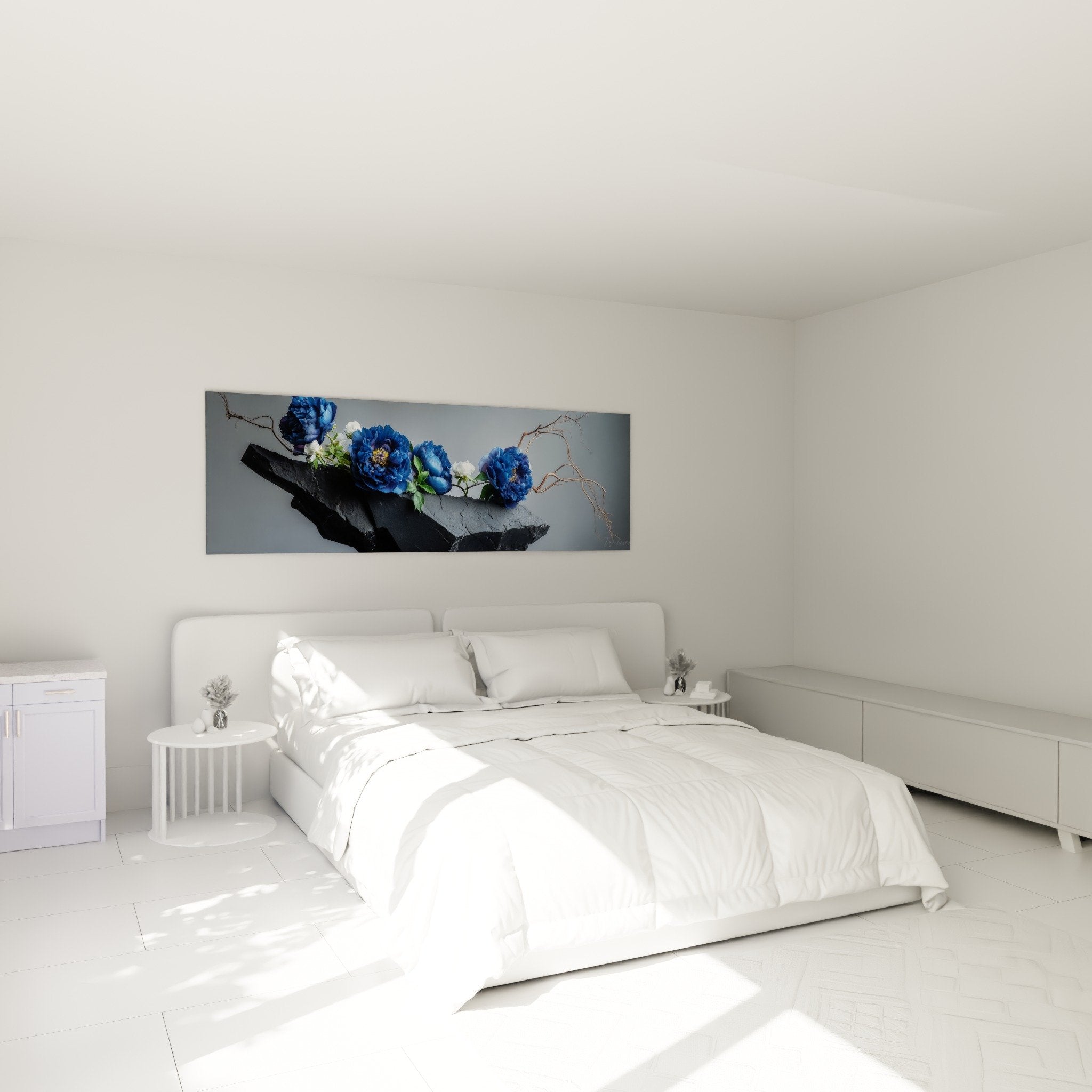 Decoration chambre tableau ikebana fleurs bleues sur ardoise noire ambiance zen contemporaine