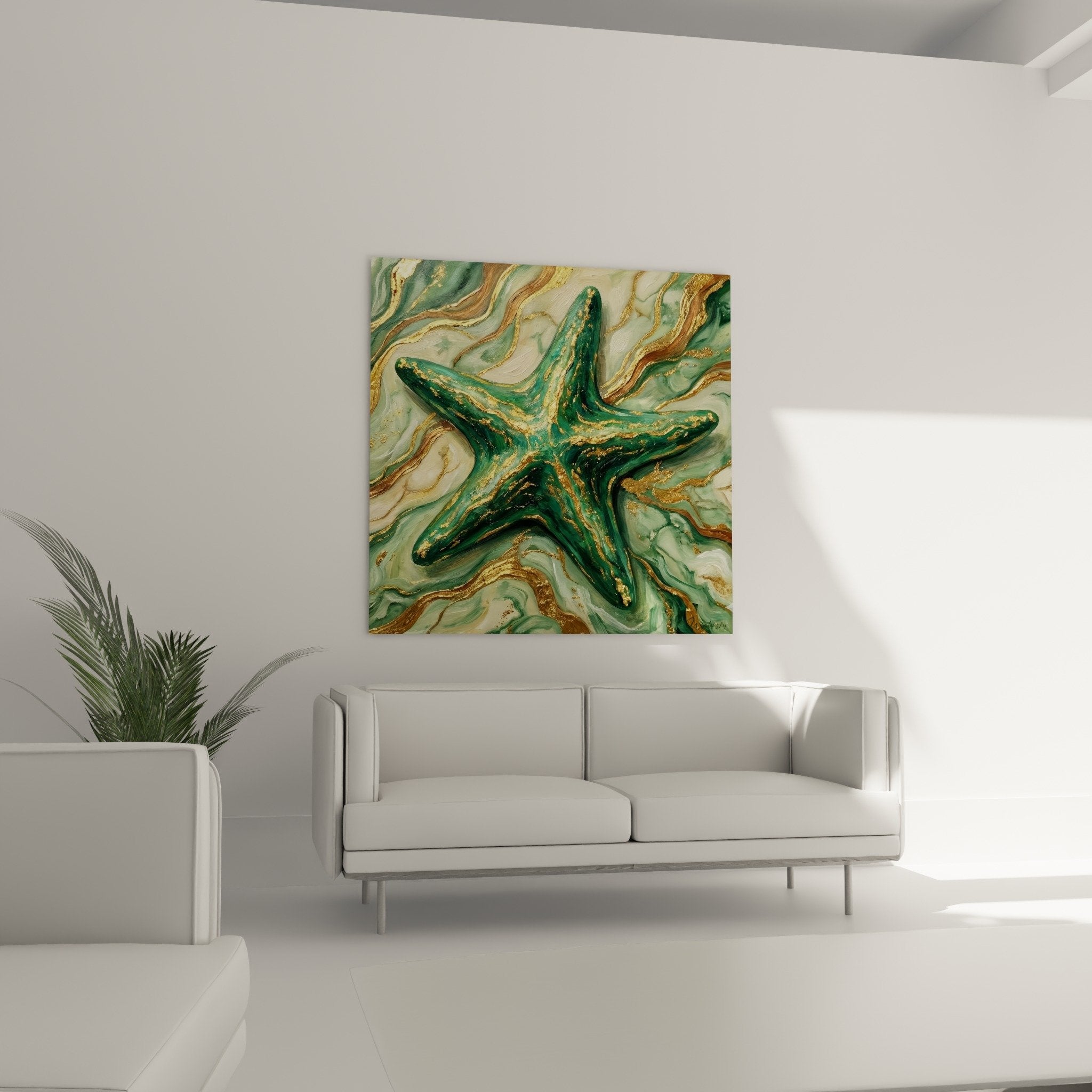 Detailaufnahme des Seesterns mit kostbarem Goldfinish auf türkiser Marmorierung, großformatige künstlerische Textur