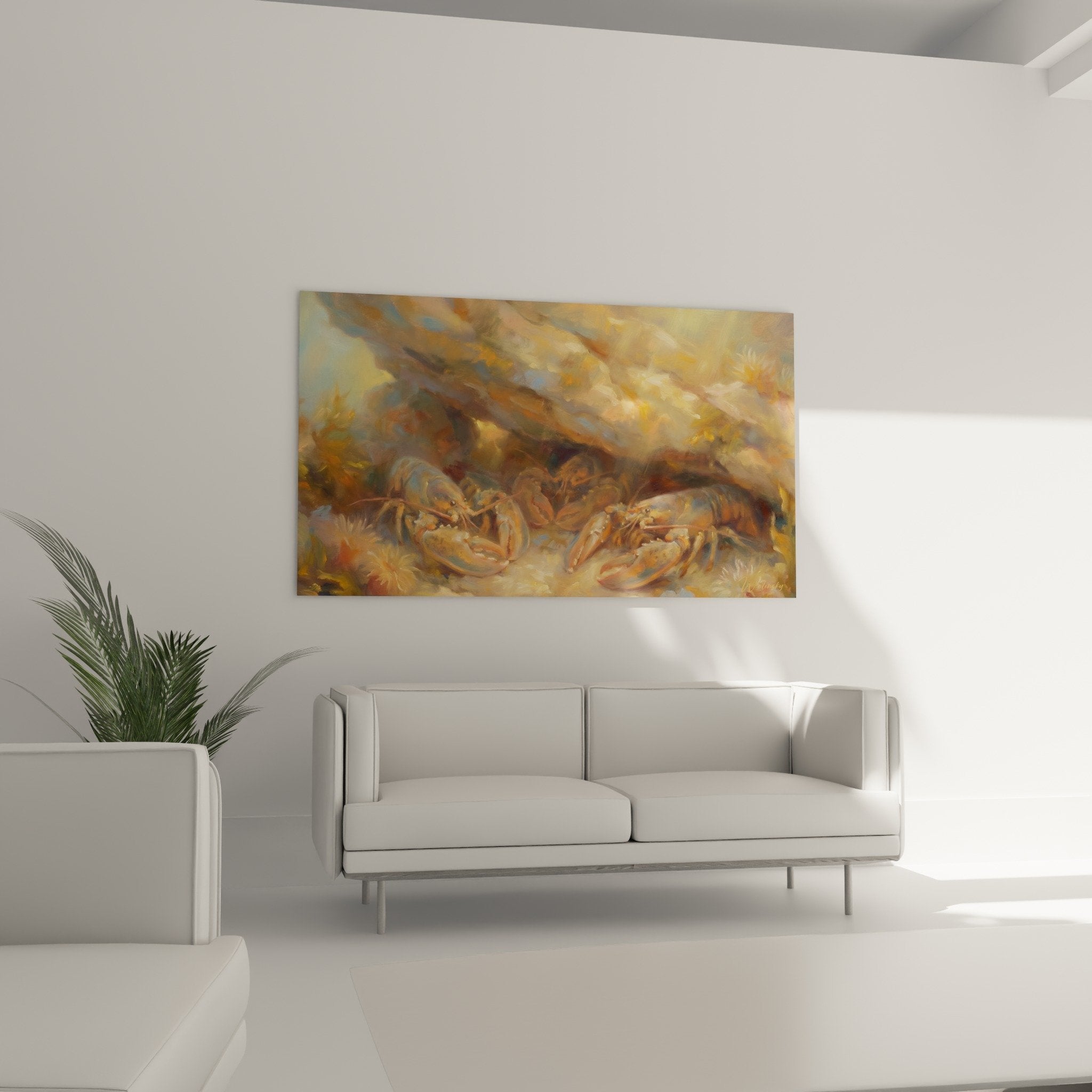 Detailaufnahme des Hummertableaus in Gold, strukturierte Zangen und orangefarbene Wasserreflexe
