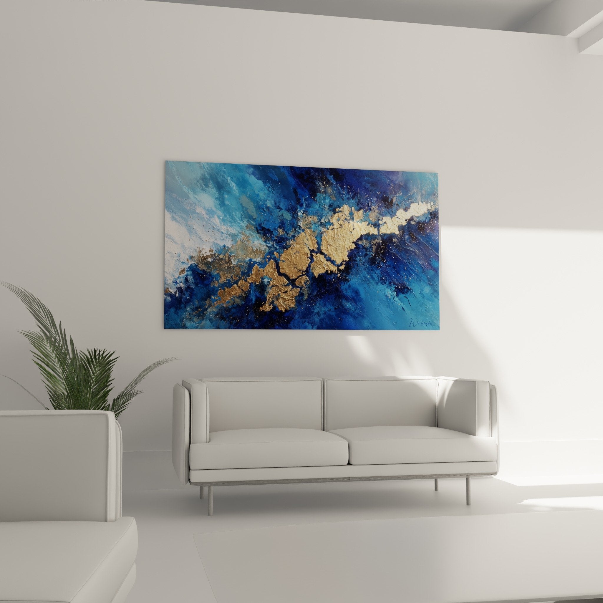 Détail des textures dorées et bleues du tableau abstrait aux finitions métalliques contemporaines
