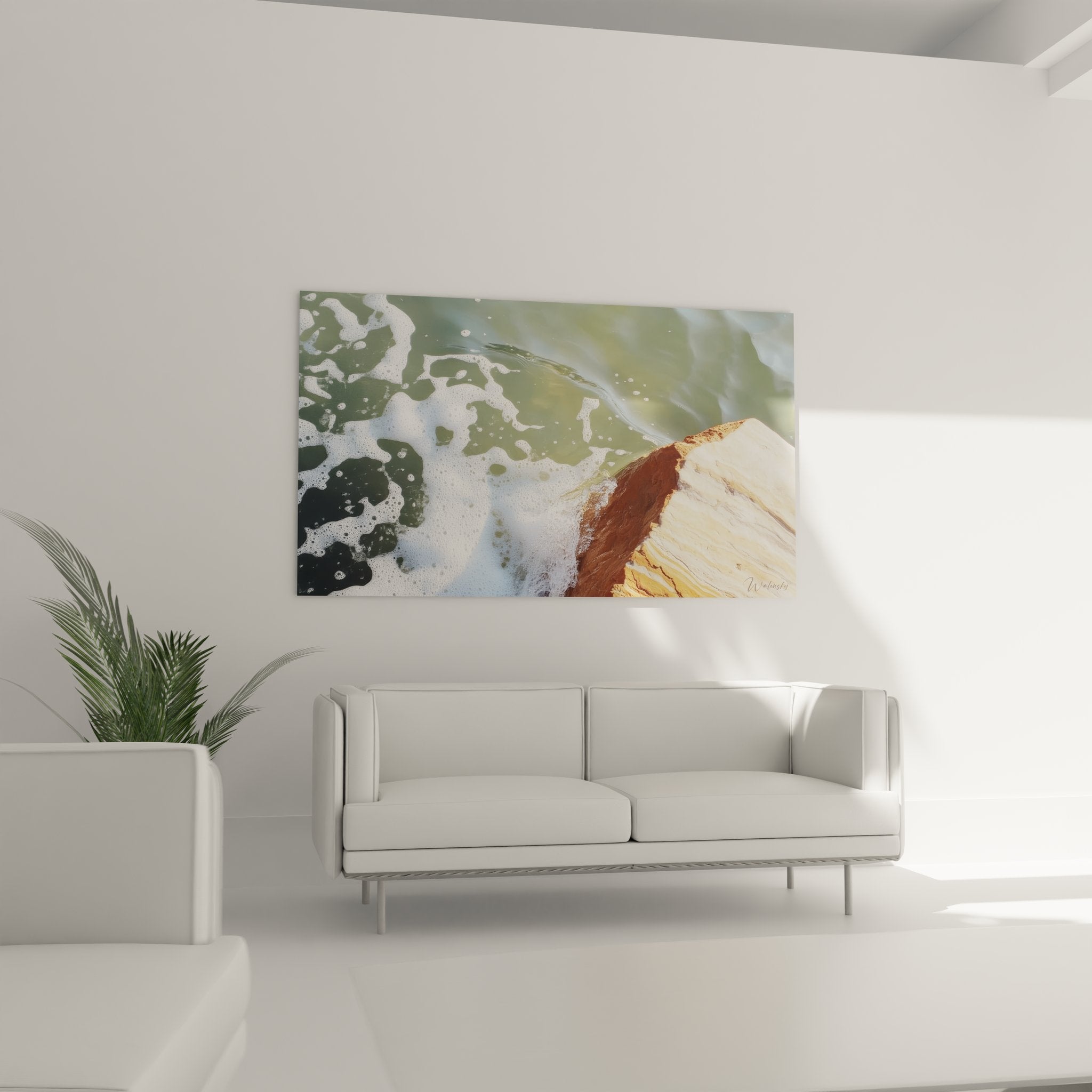 Détail gros plan vagues écumantes blanches sur rochers dorés tableau réaliste