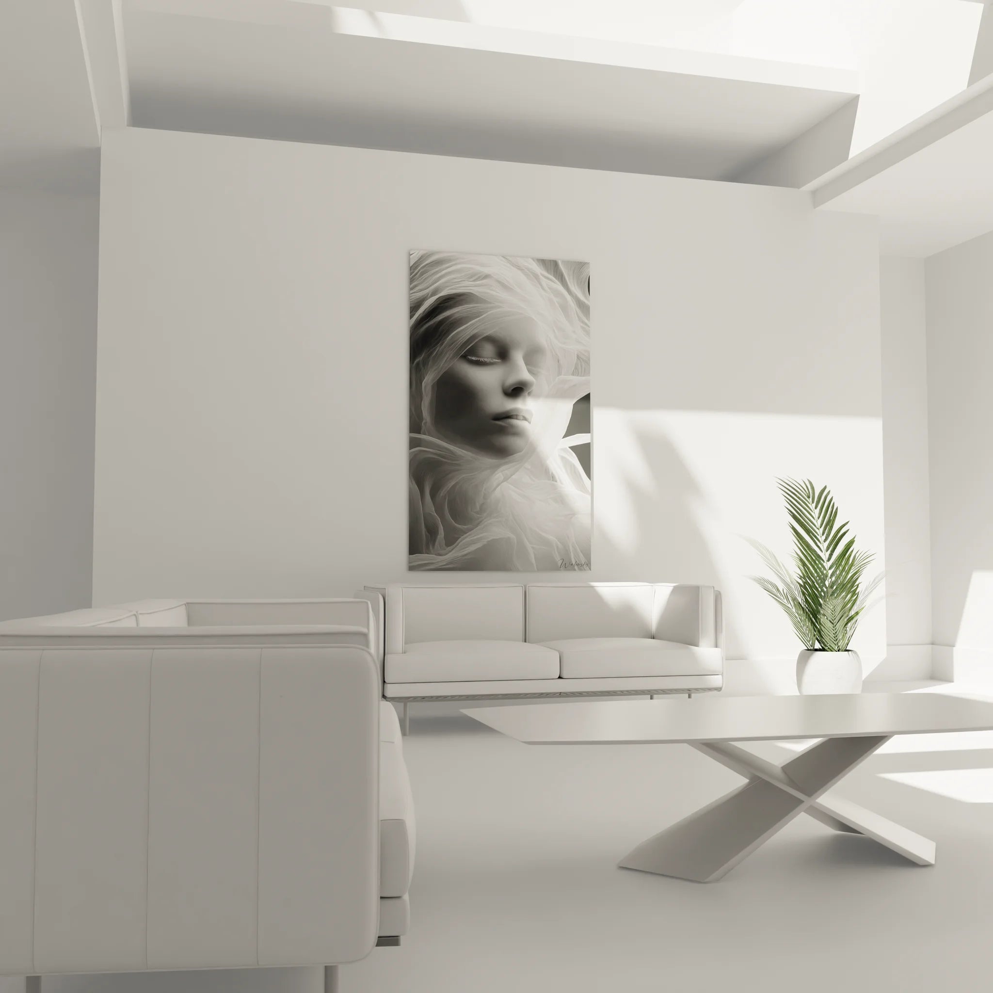 Gros plan tableau portrait femme plumes blanches noir et blanc détails artistiques raffinés